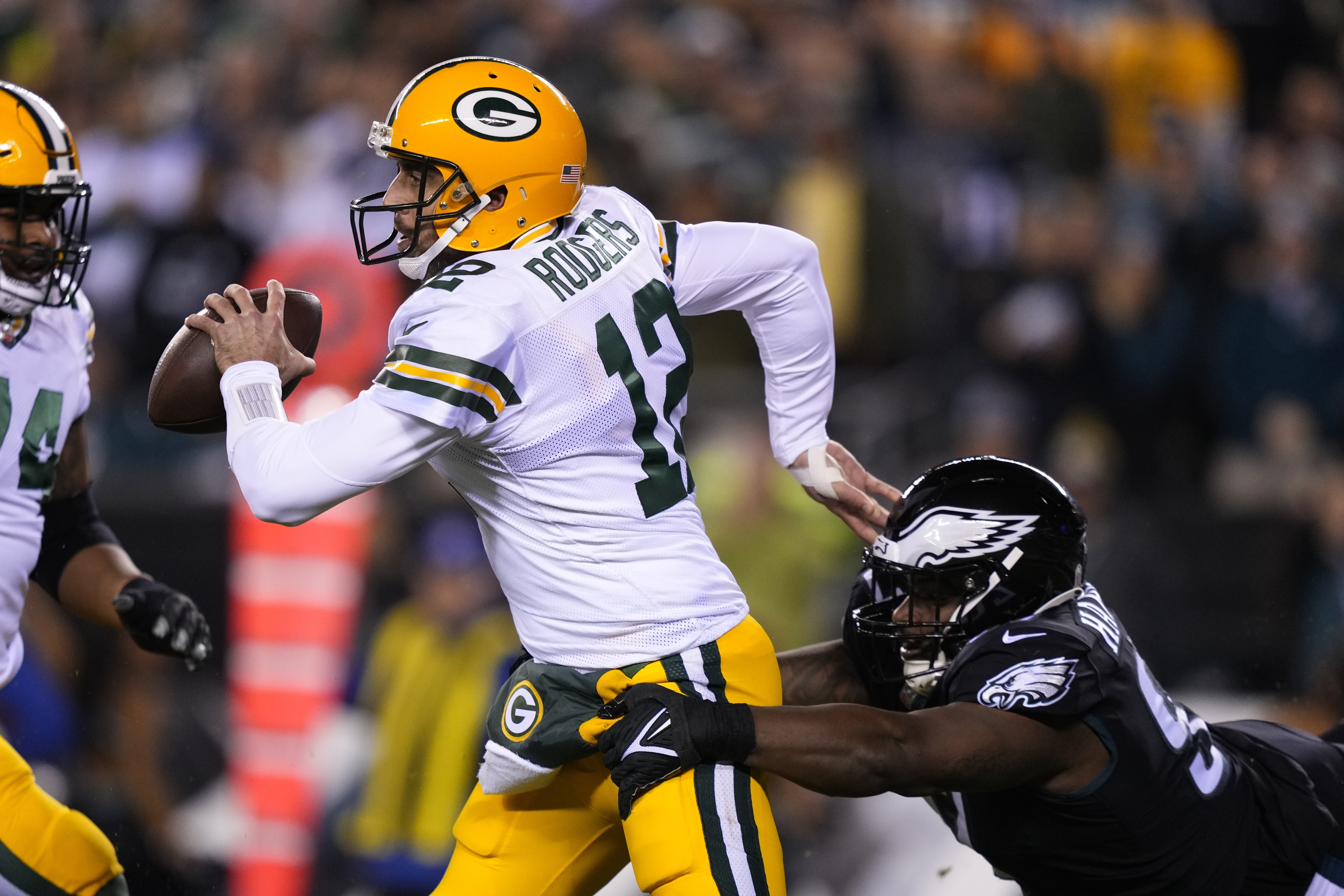 Hurts, Eagles run past Packers 40-33; Rodgers hurt - Hawaii