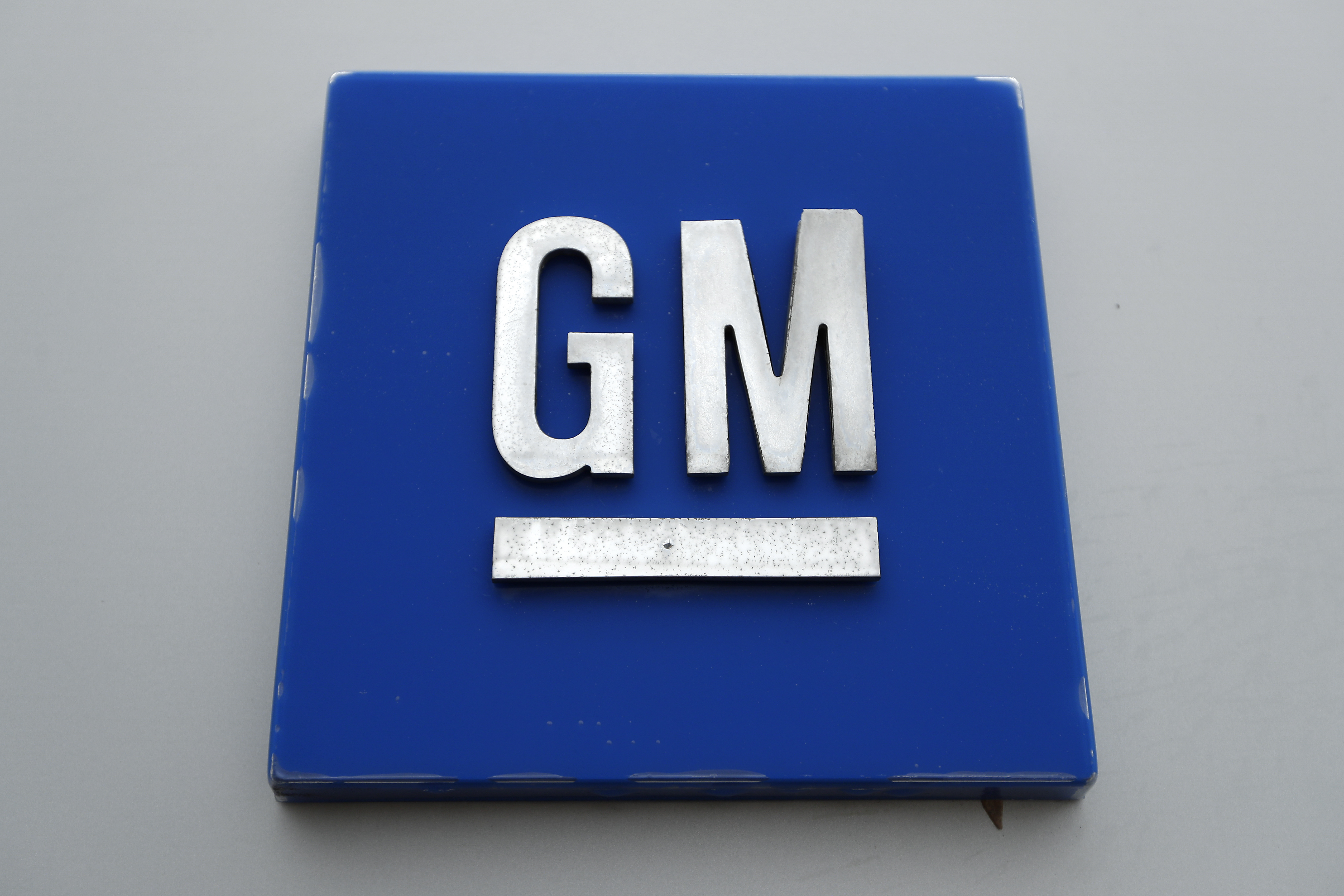 Wall Falls At Gm Stamping Plant In Indiana Killing Worker