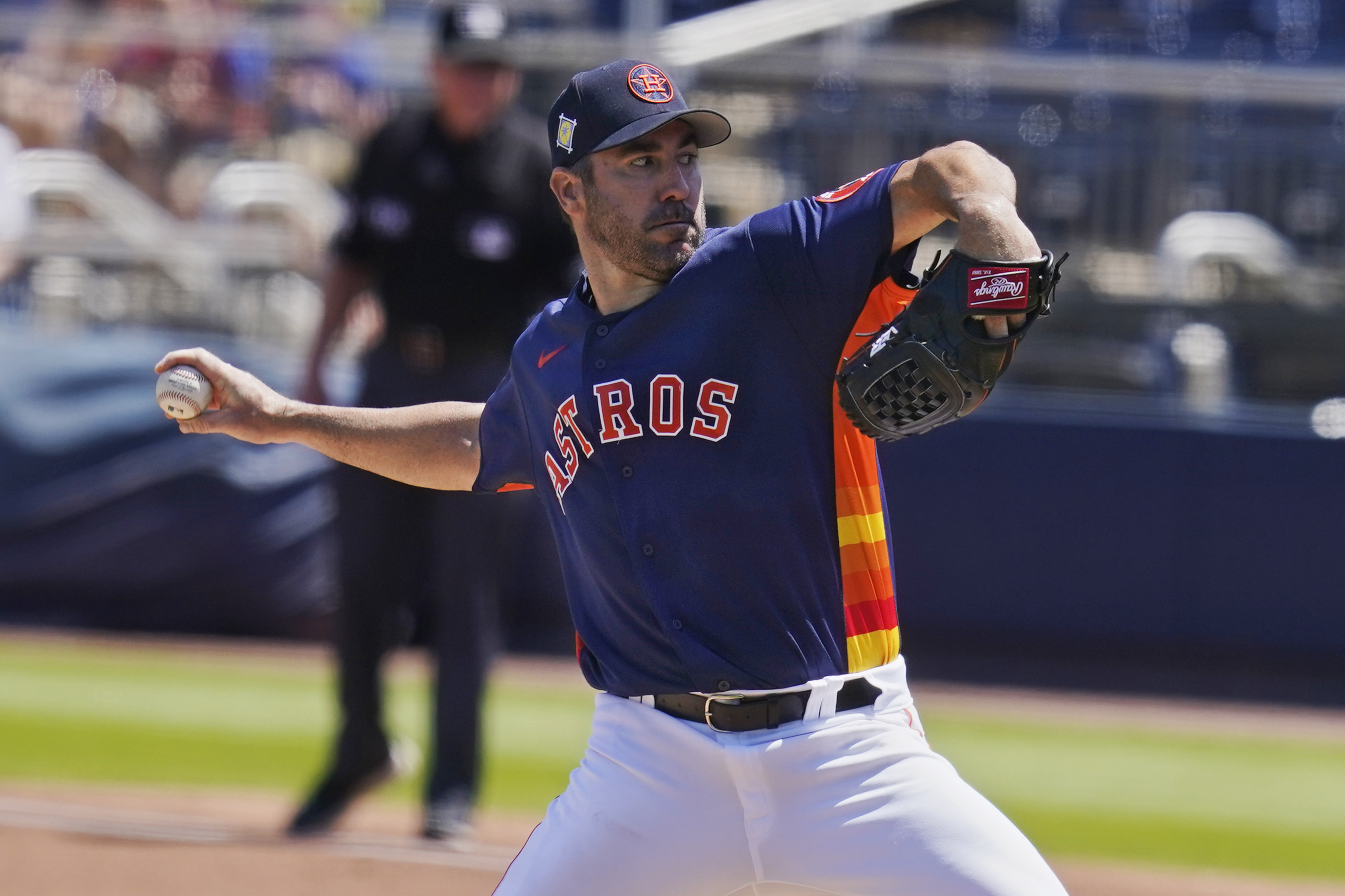 LEADING OFF: Verlander pitches as Astros face Twins, Correa