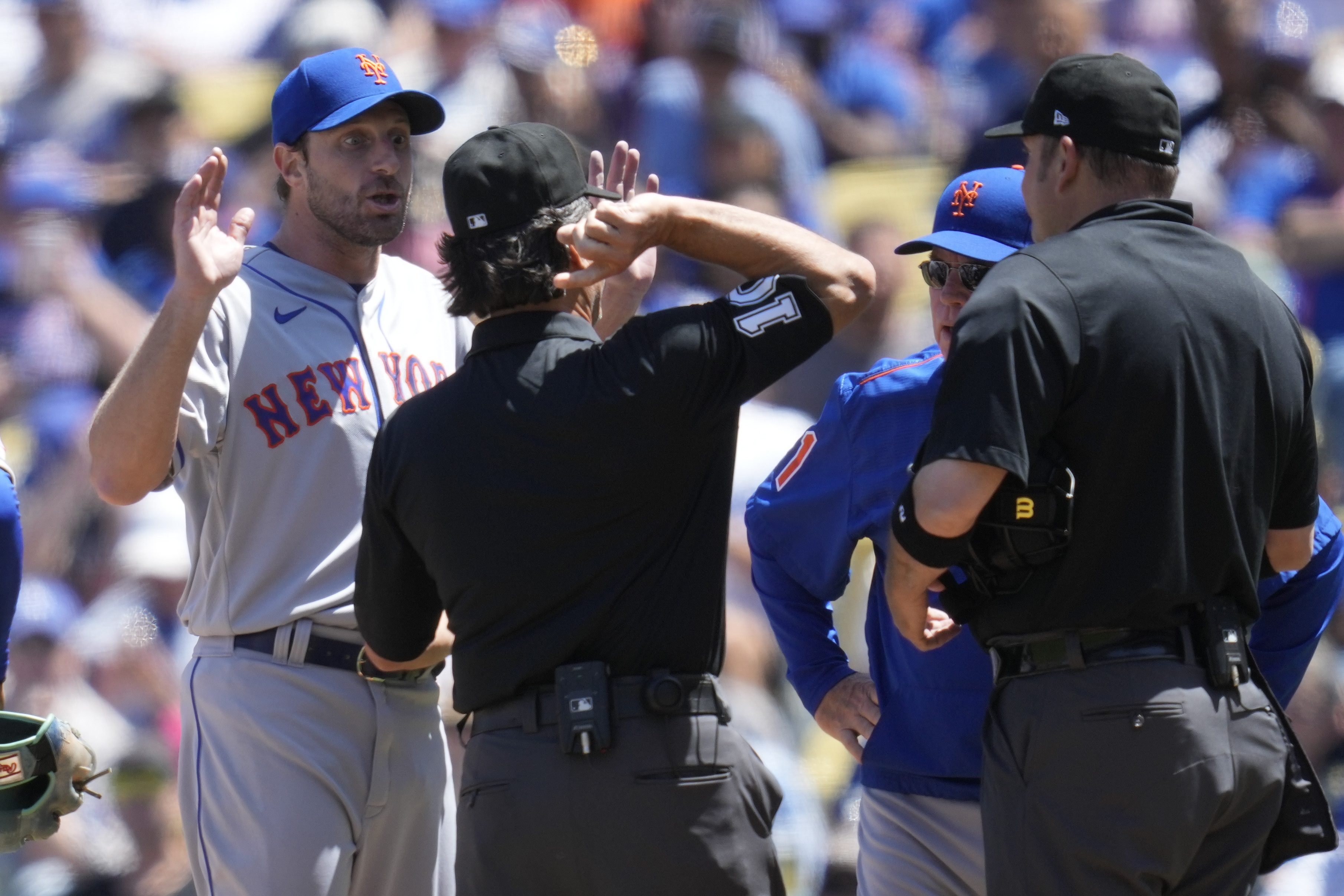 Dodgers News: Max Scherzer Felt Need To Block Out Fans In Mets Start