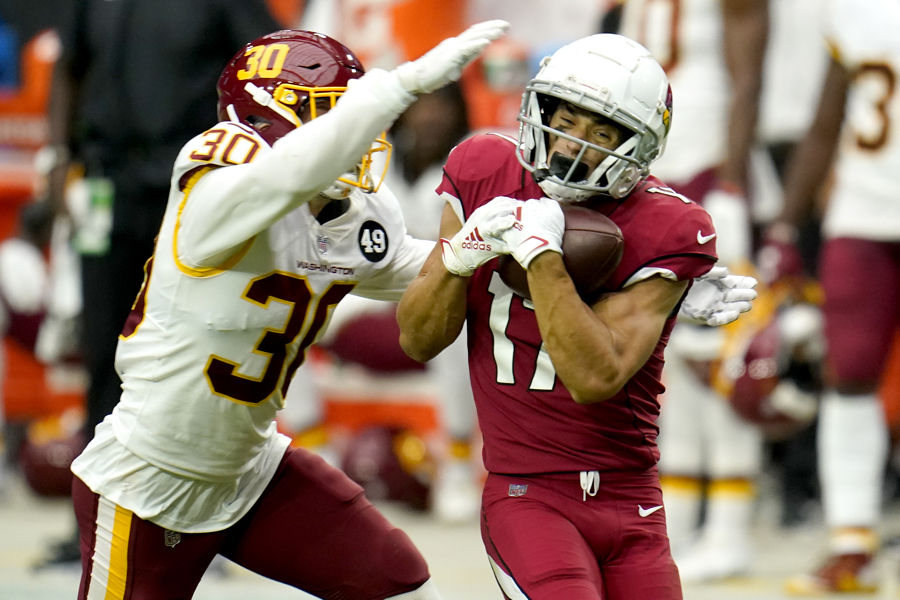 Kyler Murray runs for two touchdowns as Cardinals roll past Washington