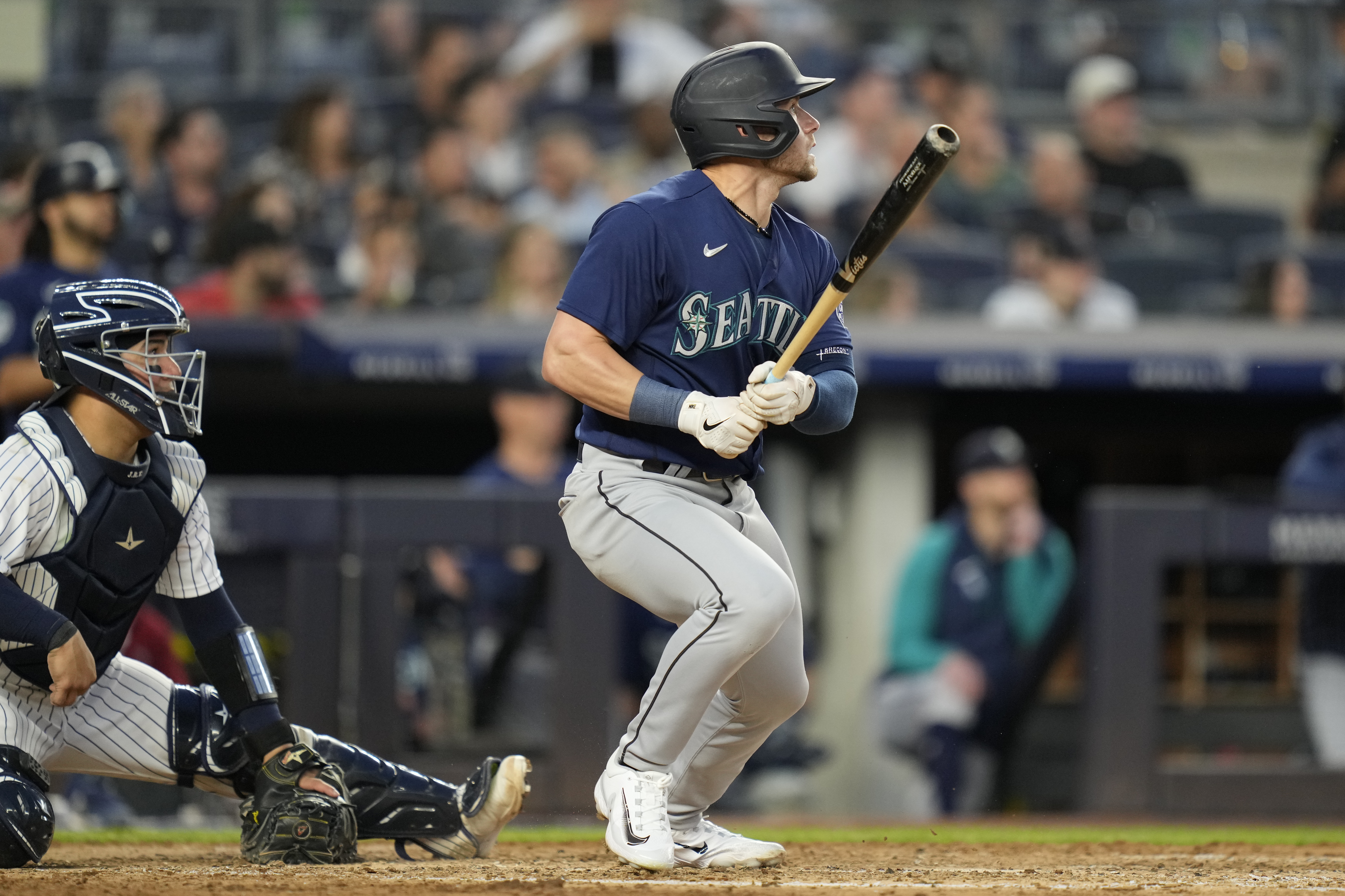 Wagging his finger at the Mariners, Cole stops the Yankees' 4-game