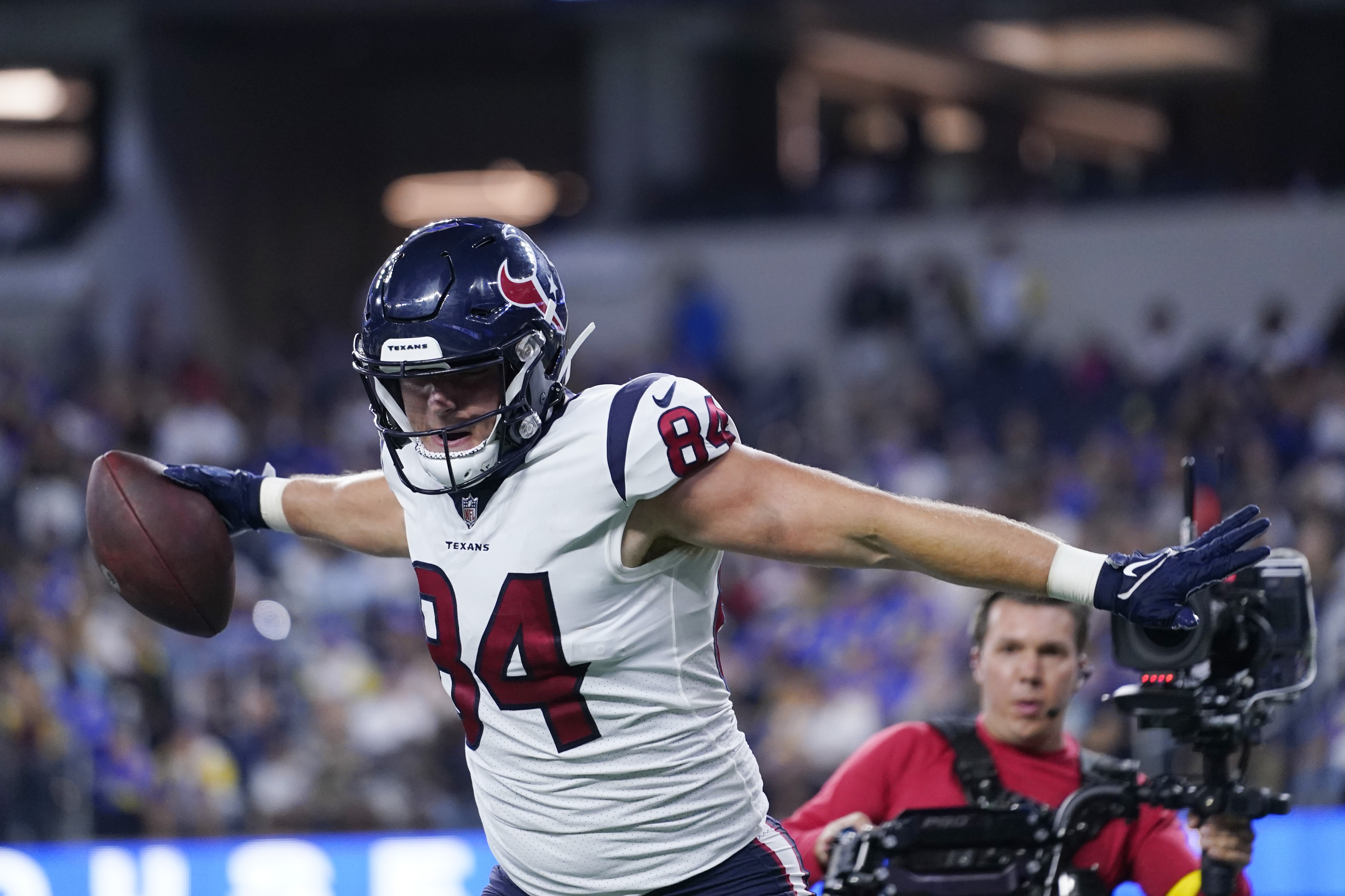 Houston Texans, Los Angeles Rams Matchup History