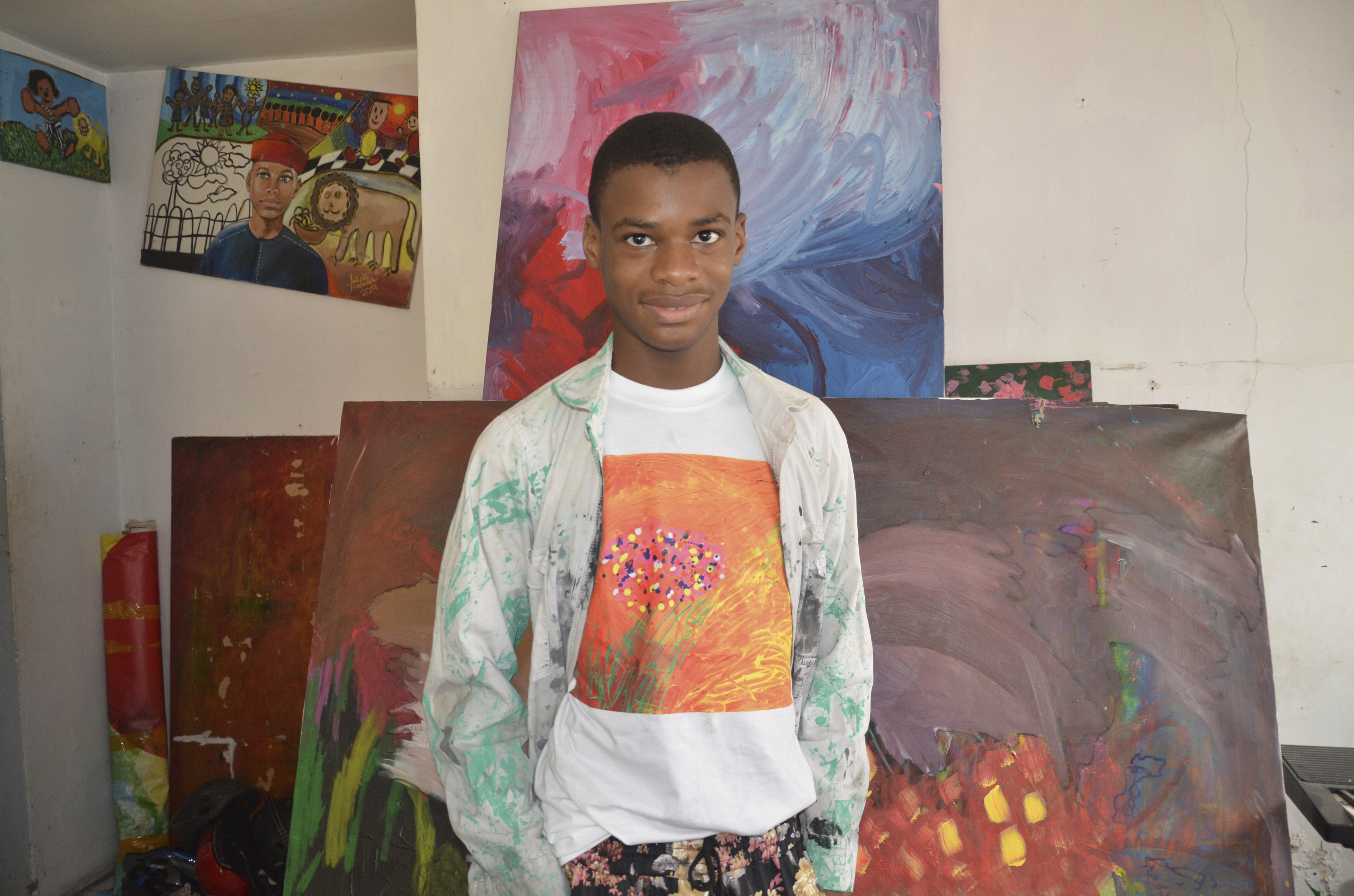 Nigerian teenager sets world painting record with canvas that's