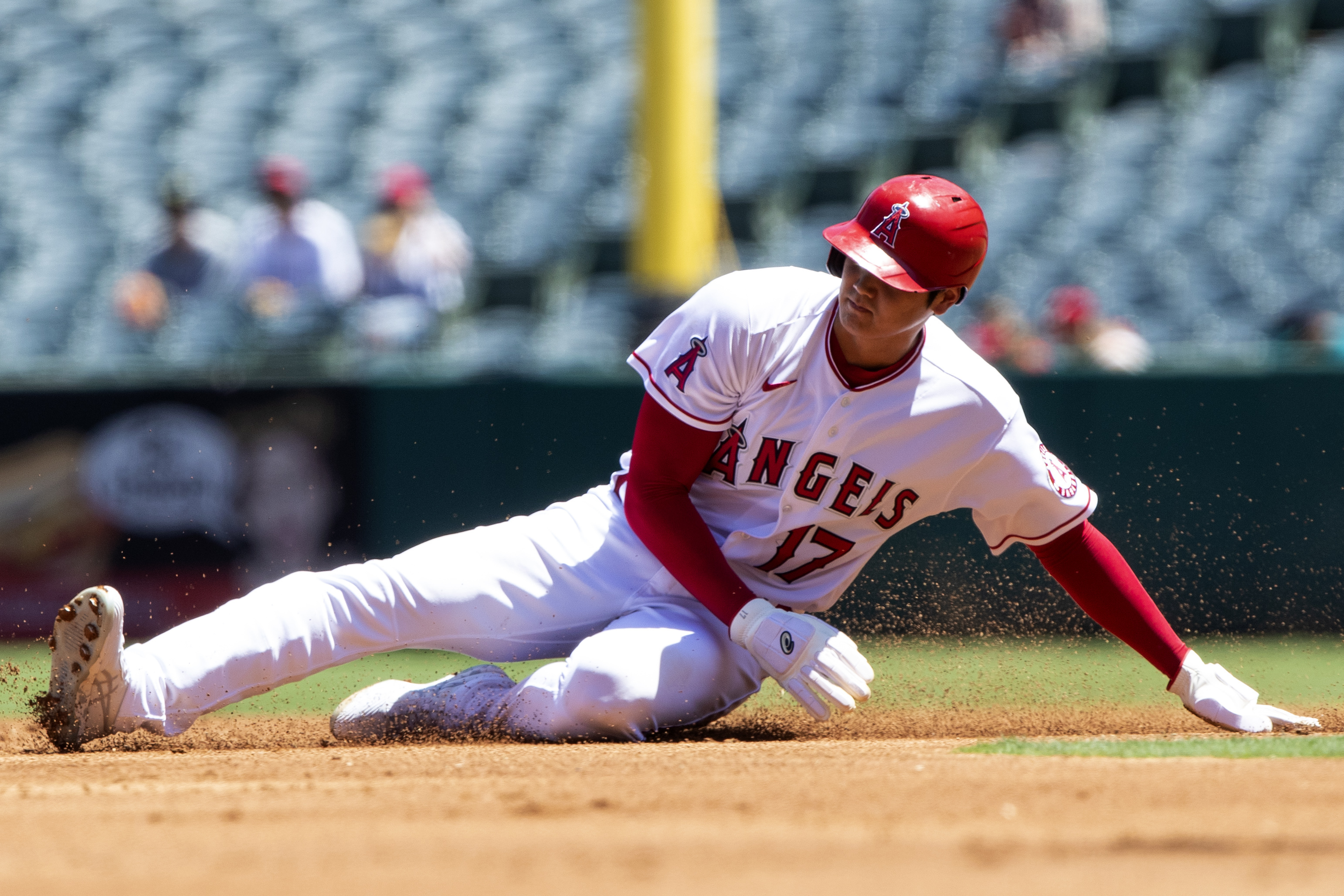 Mariners rule OFs Jesse Winker, Sam Haggerty out for playoffs