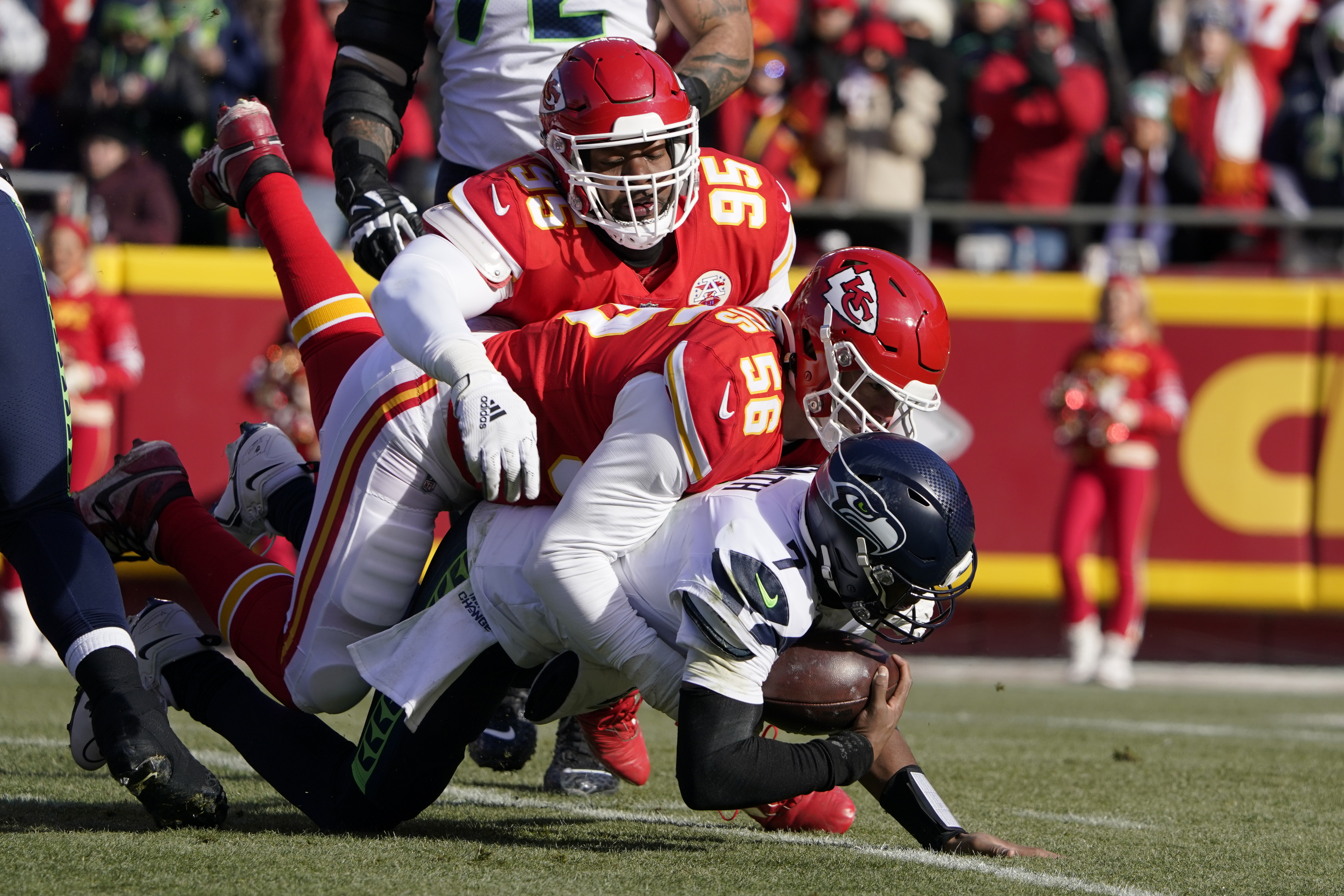 Chiefs-Seahawks Week 16: How the Chiefs curb Geno Smith - Arrowhead Pride