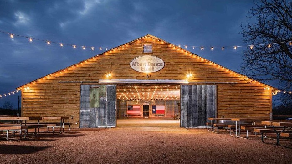 These 7 old-school Texas dance halls (still in operation!) are an