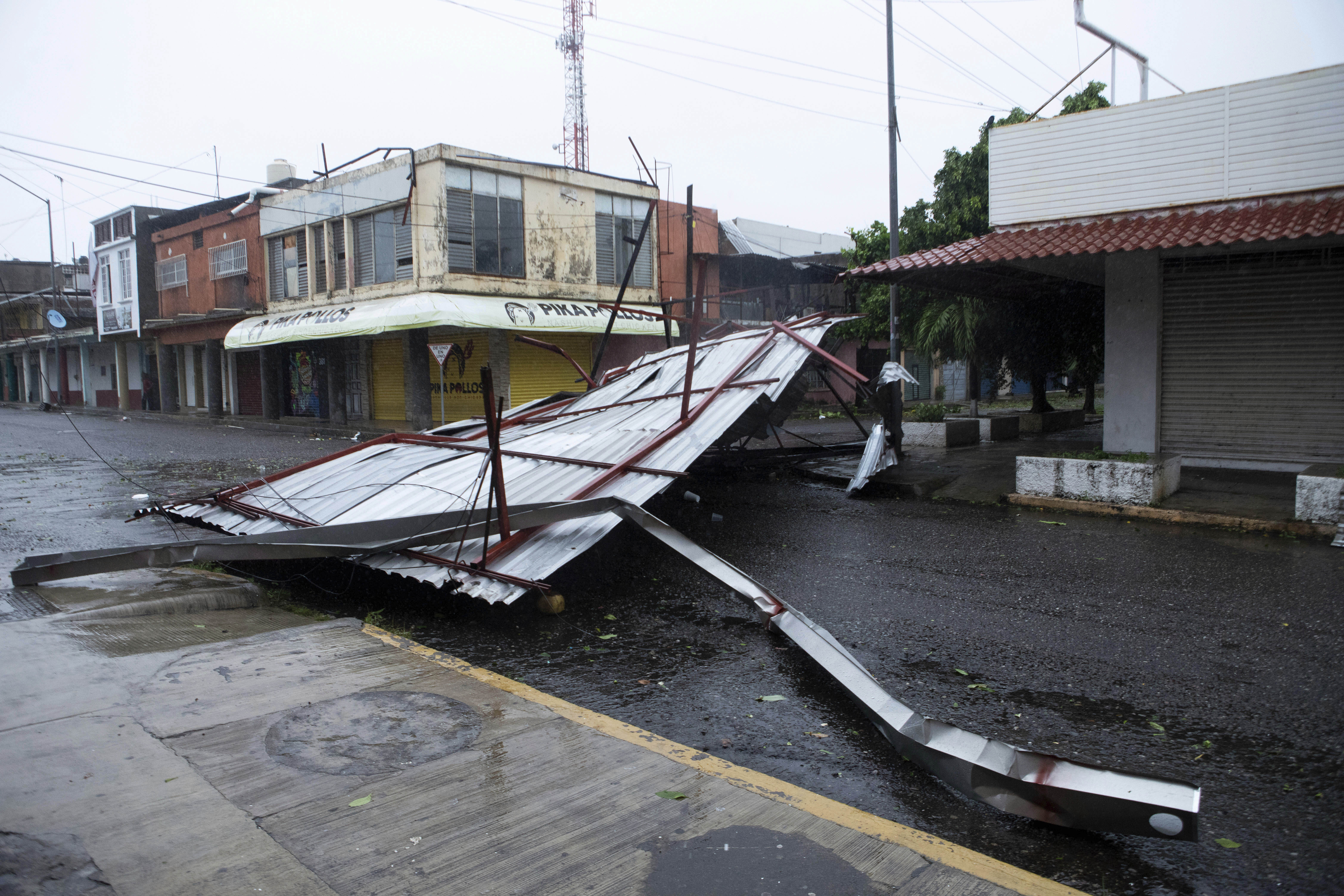 Hurricane Rick weakens to tropical depression over Mexico