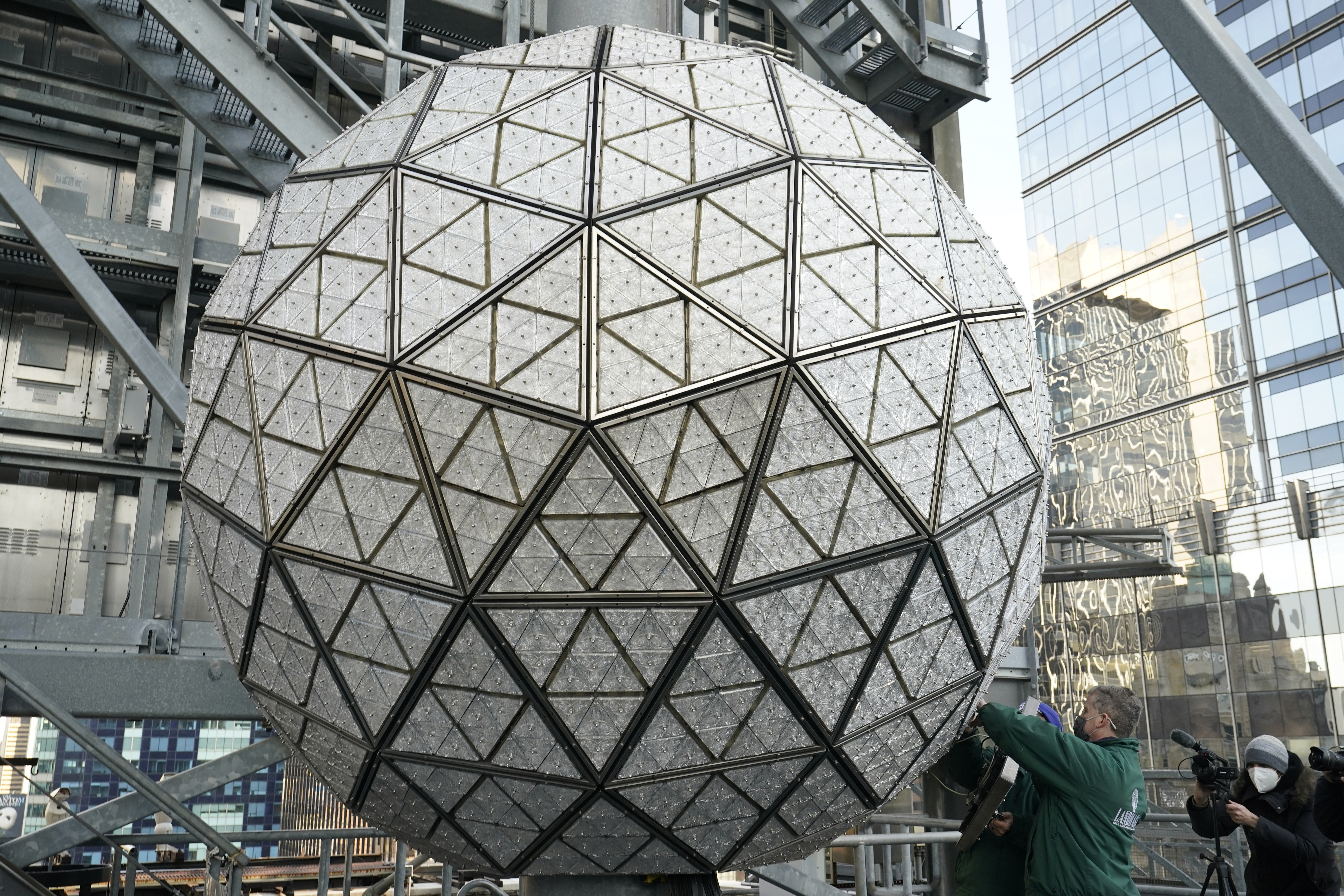 LIVE STREAM 2021 New Years Eve Times Square Ball Drop virtual event