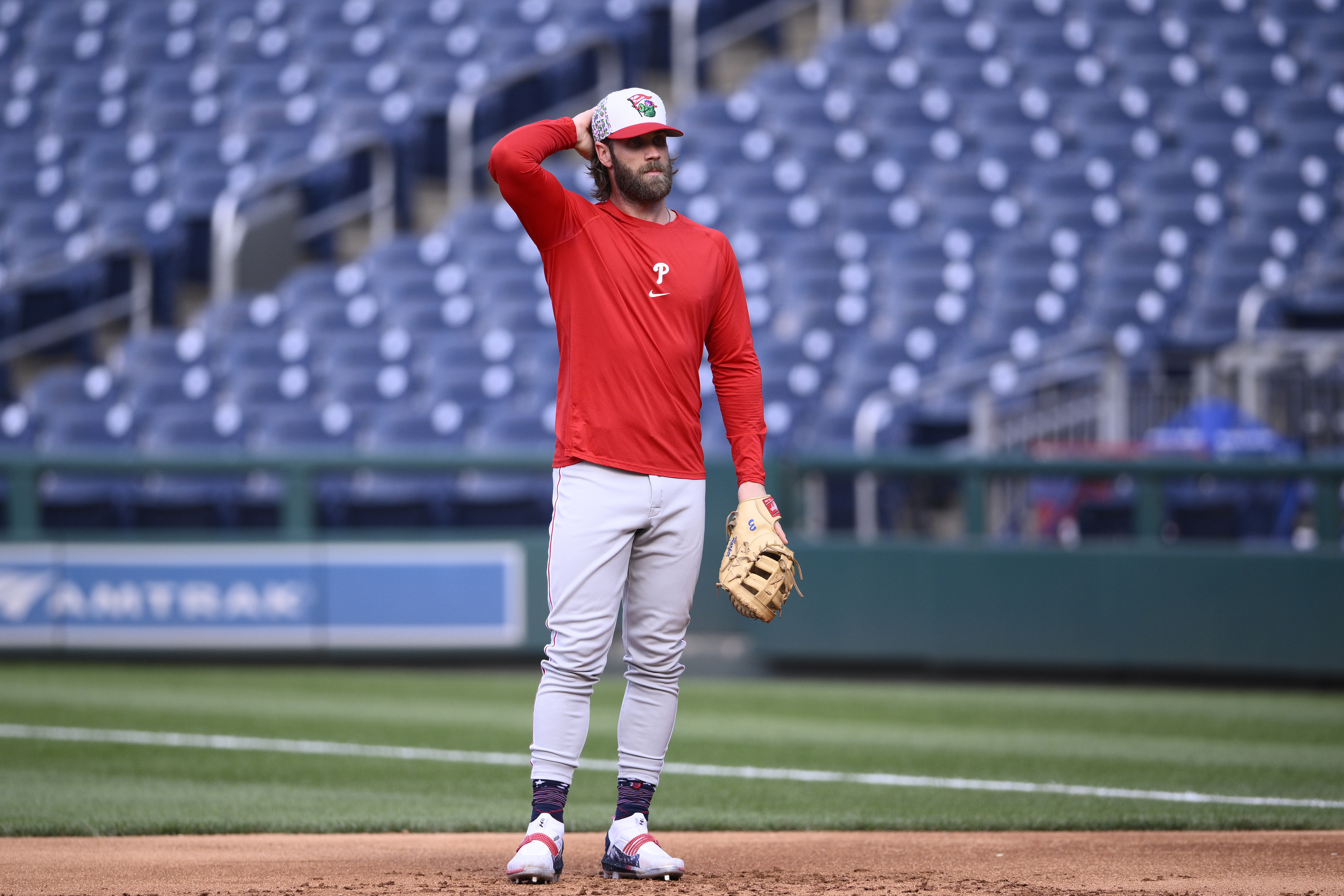 Bryce Harper's bonkers streak will have Phillies fans rushing to buy World  Series tickets