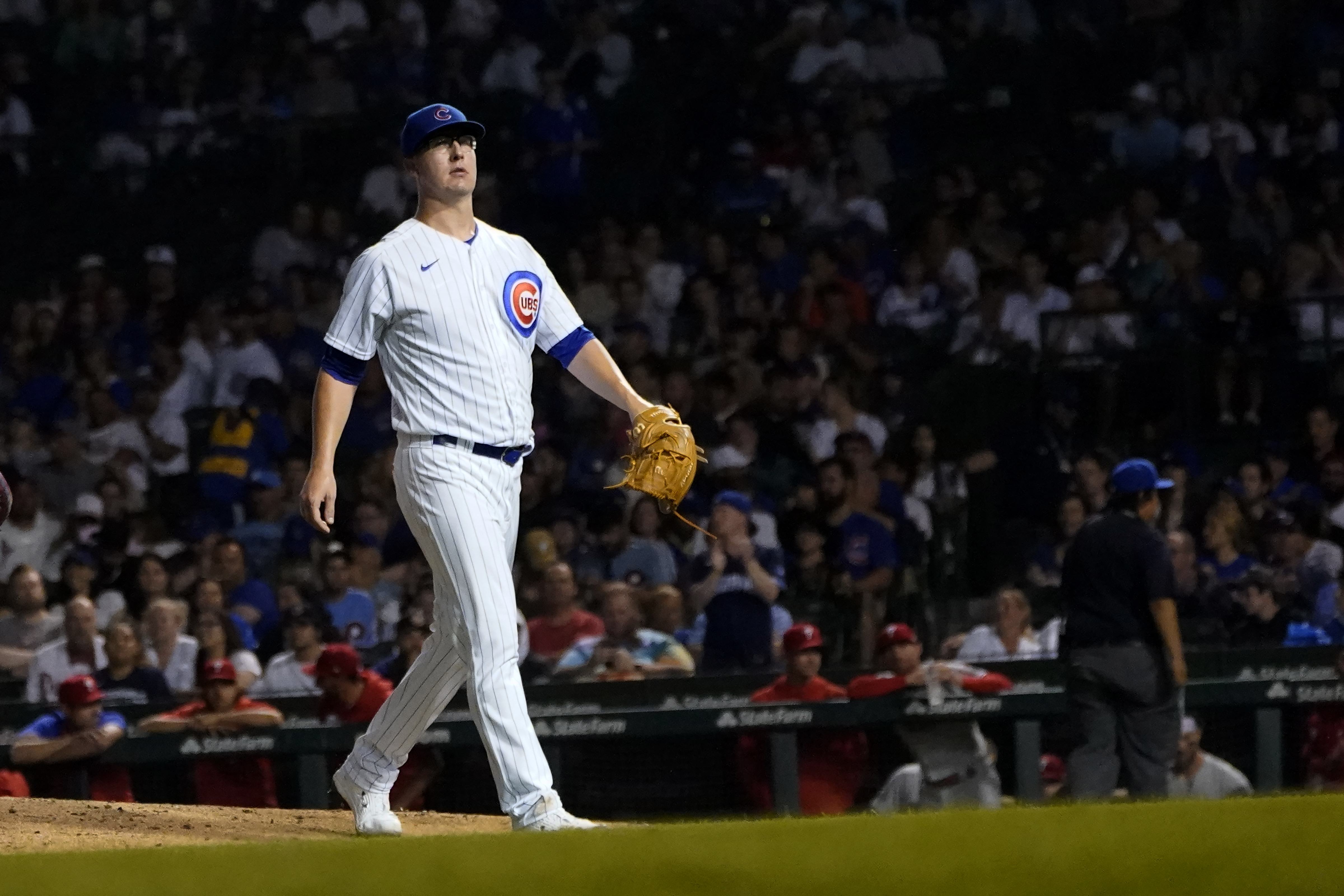 Cubs' Nico Hoerner leaves game with strained left hamstring