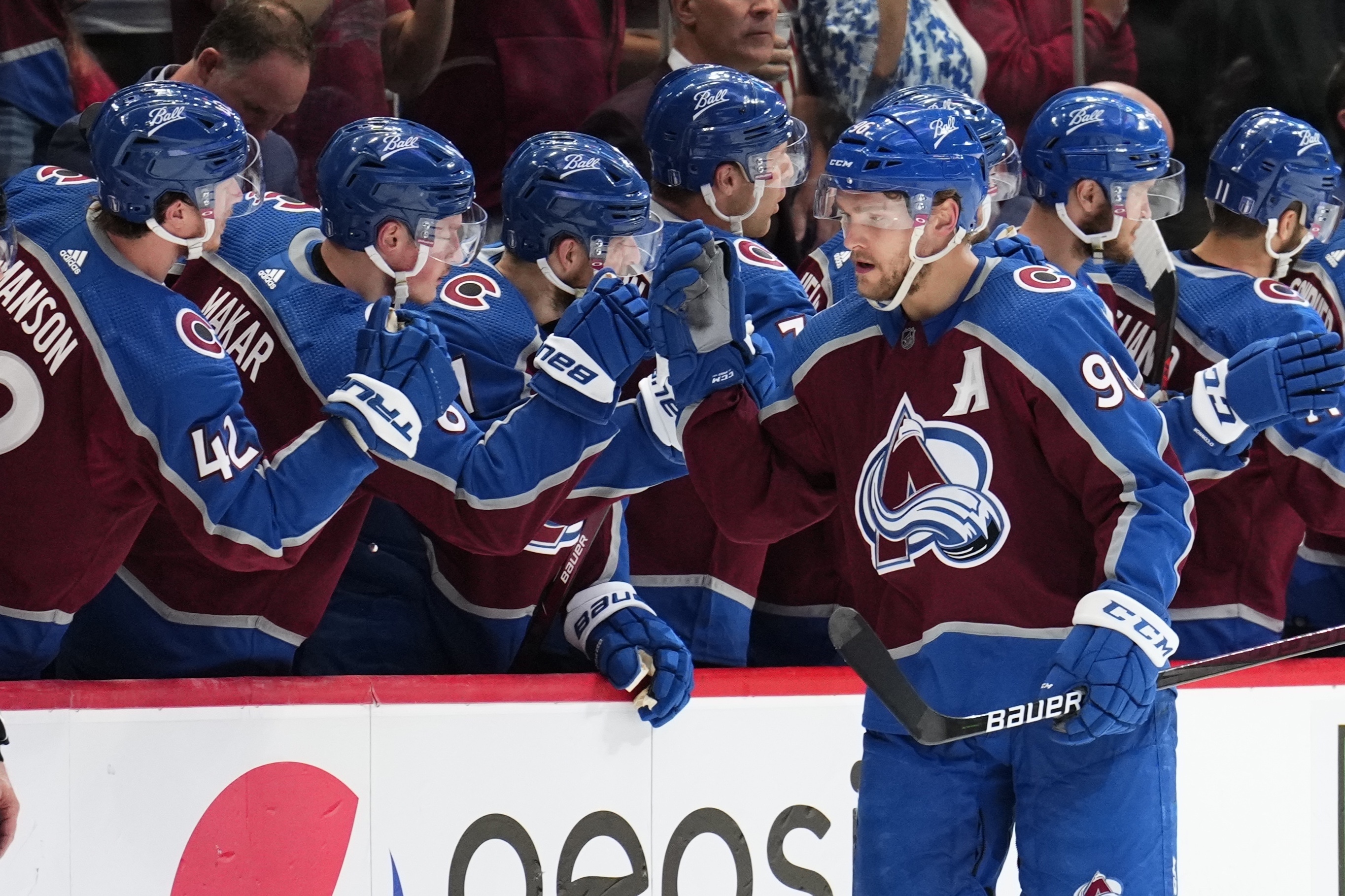 COLORADO AVALANCHE: Joe Sakic named NHL general manager of the