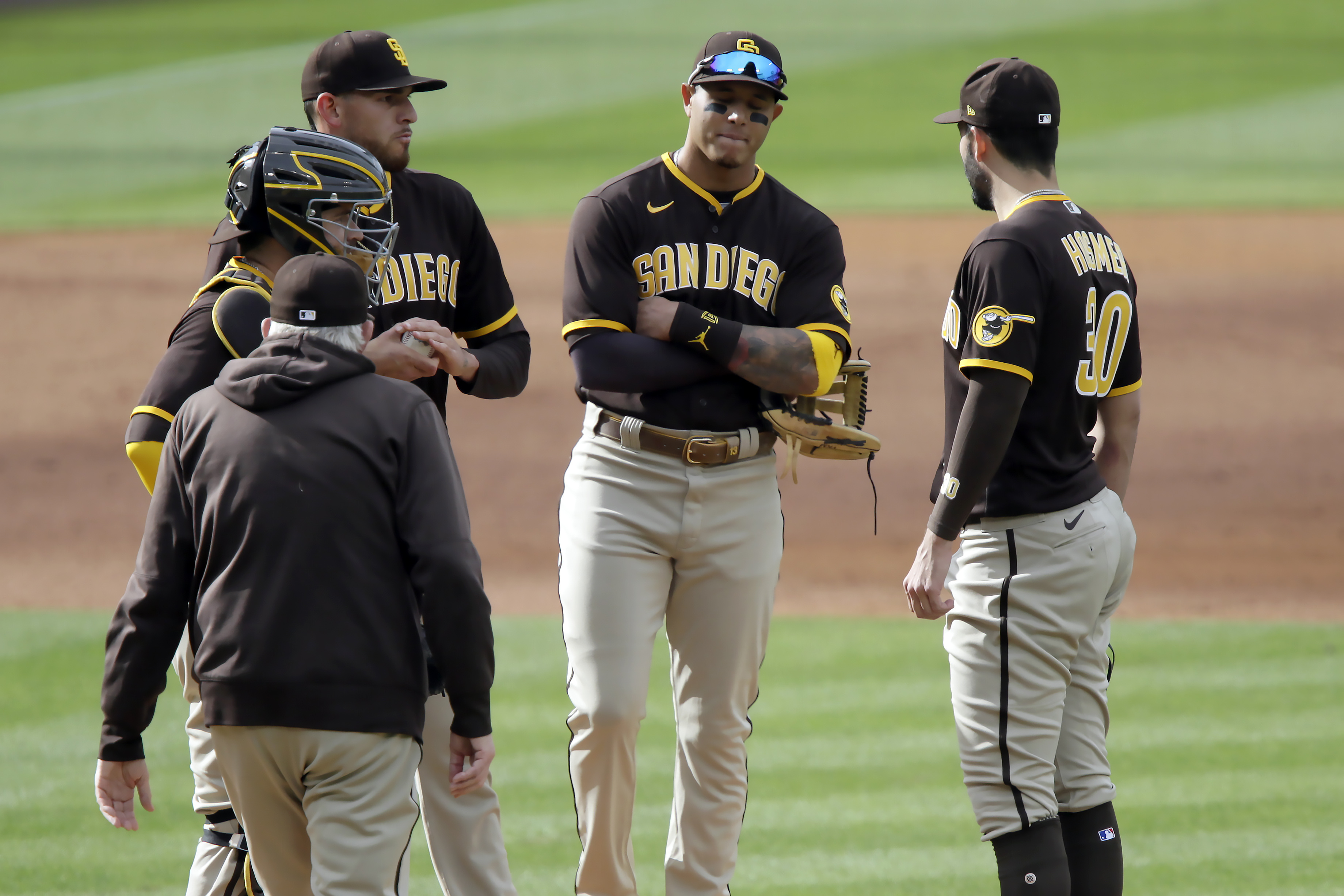 Padres' Chris Paddack shuts down Mariners for first victory