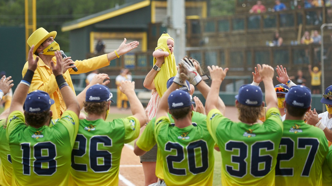 20 things we saw during the Savannah Bananas' game in Brockton