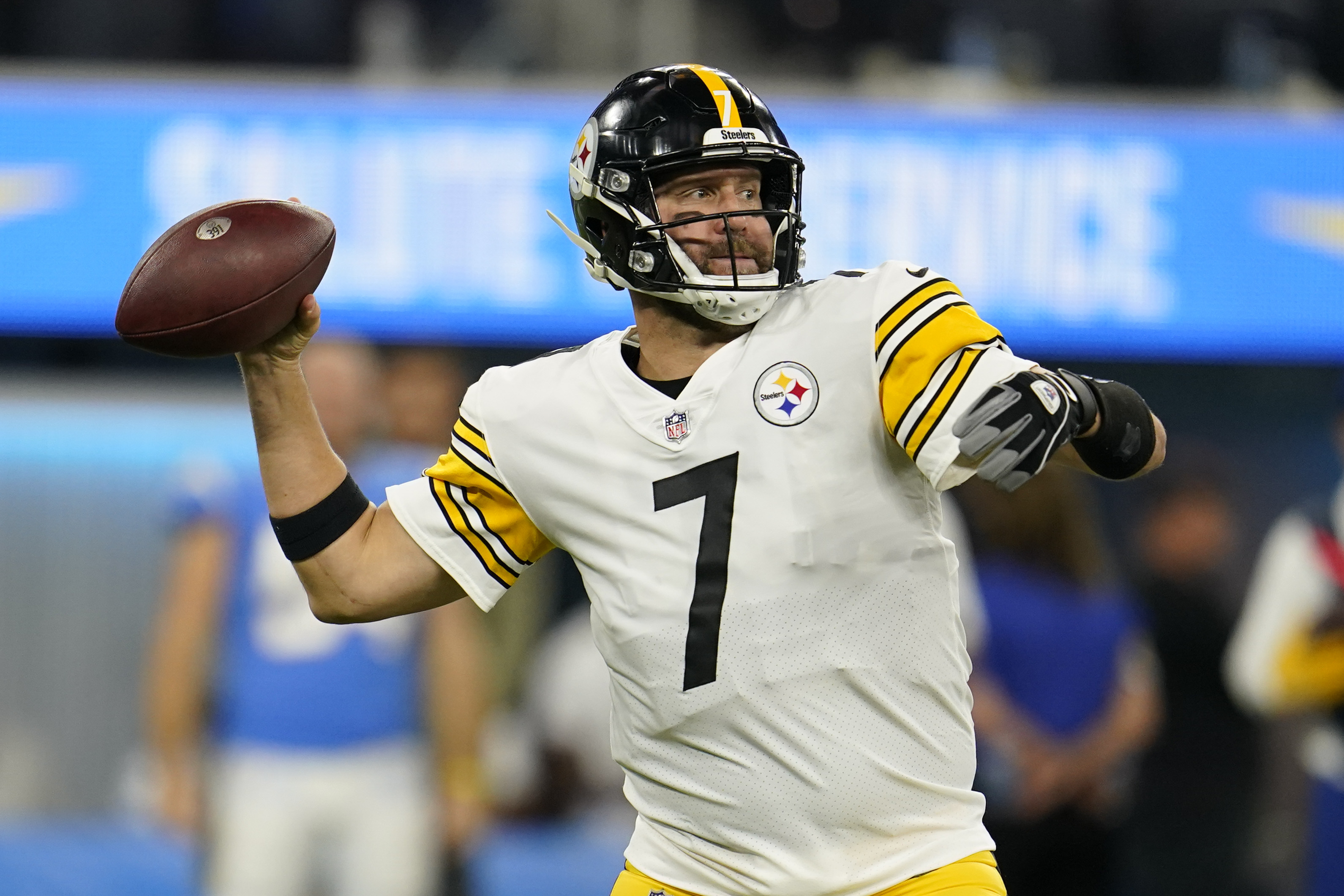 Steelers QB Ben Roethlisberger has pectoral injury - Cincy Jungle