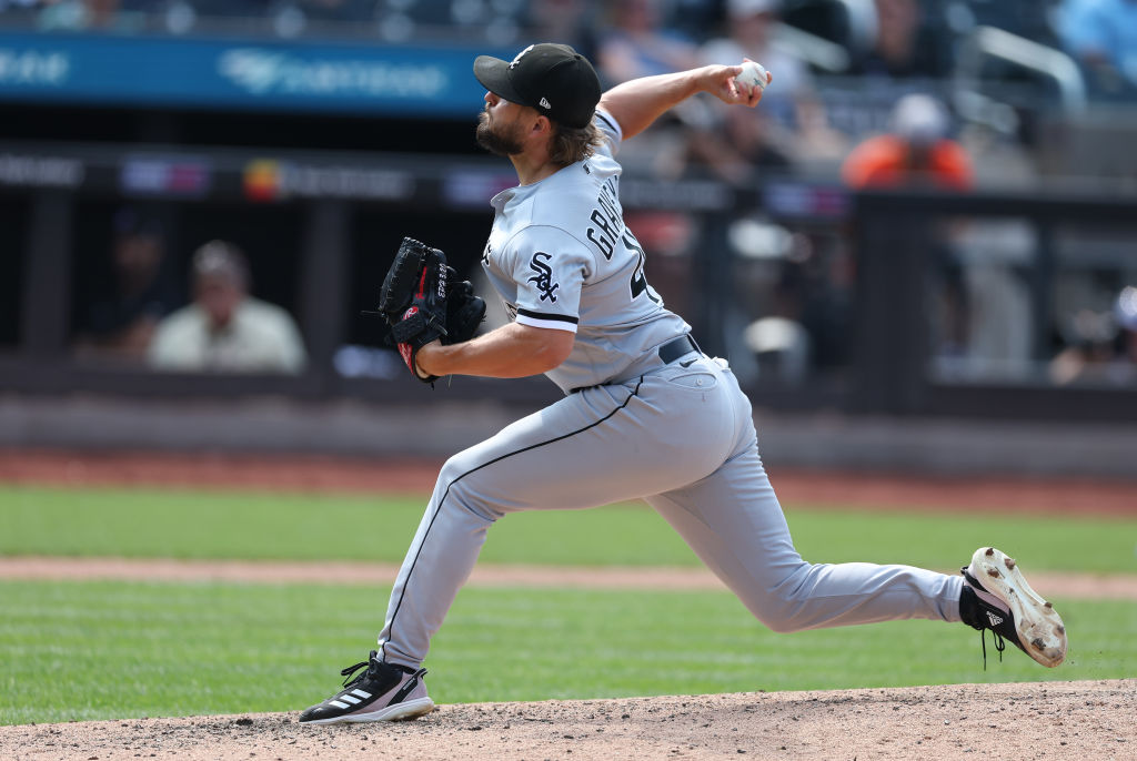 Astros acquire reliever Kendall Graveman from White Sox for minor