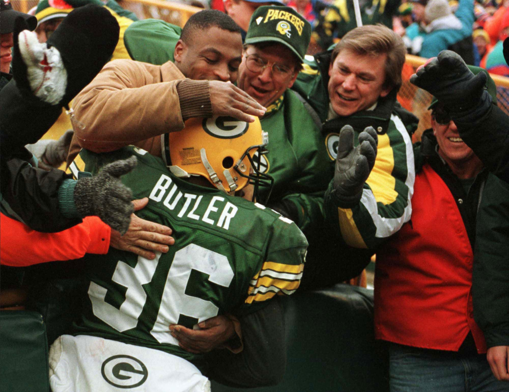 Hall Of Fame To Celebrate Past Packers Cheerleaders