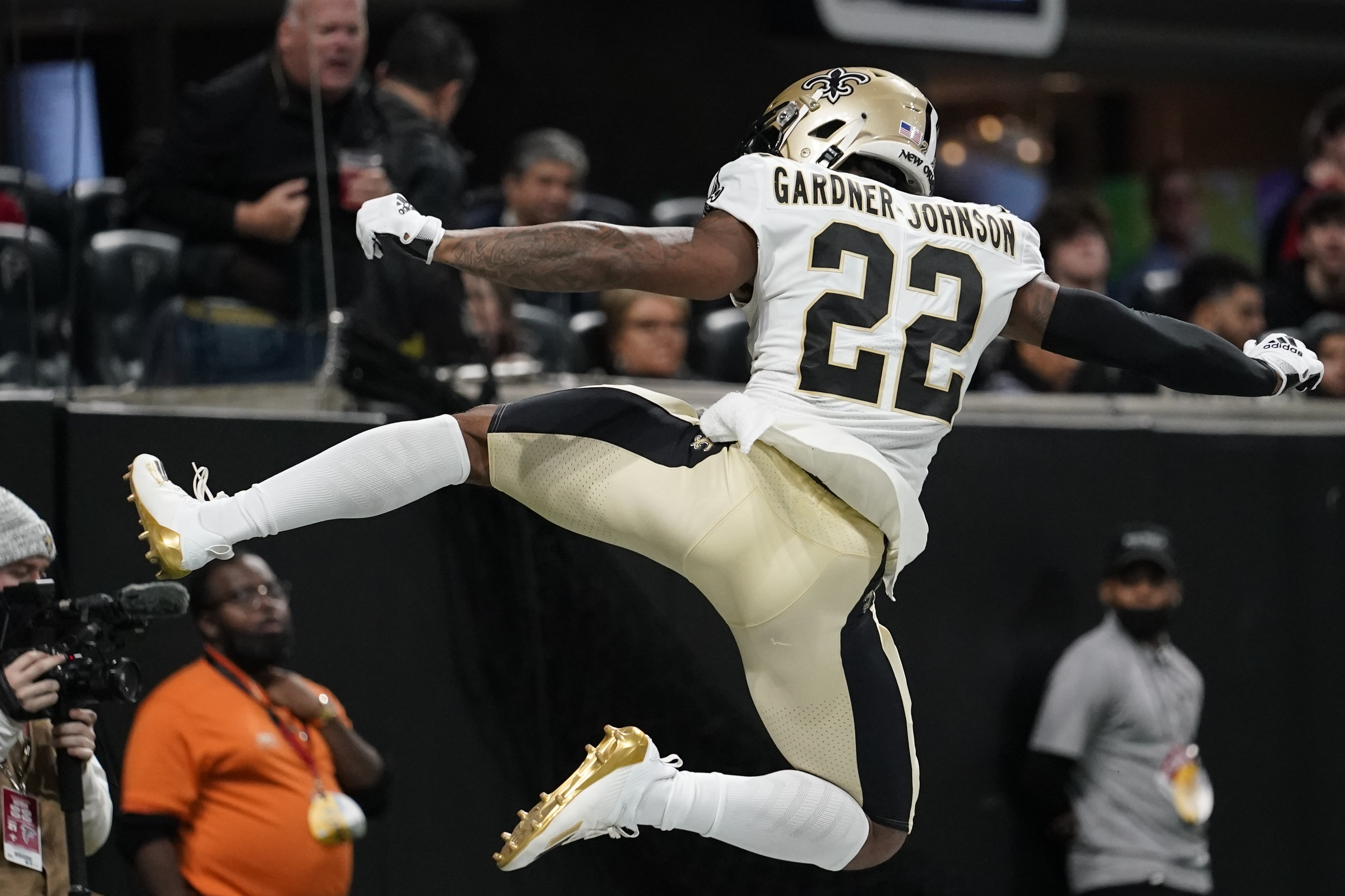 Saints miss wild-card spot despite 30-20 win over Falcons