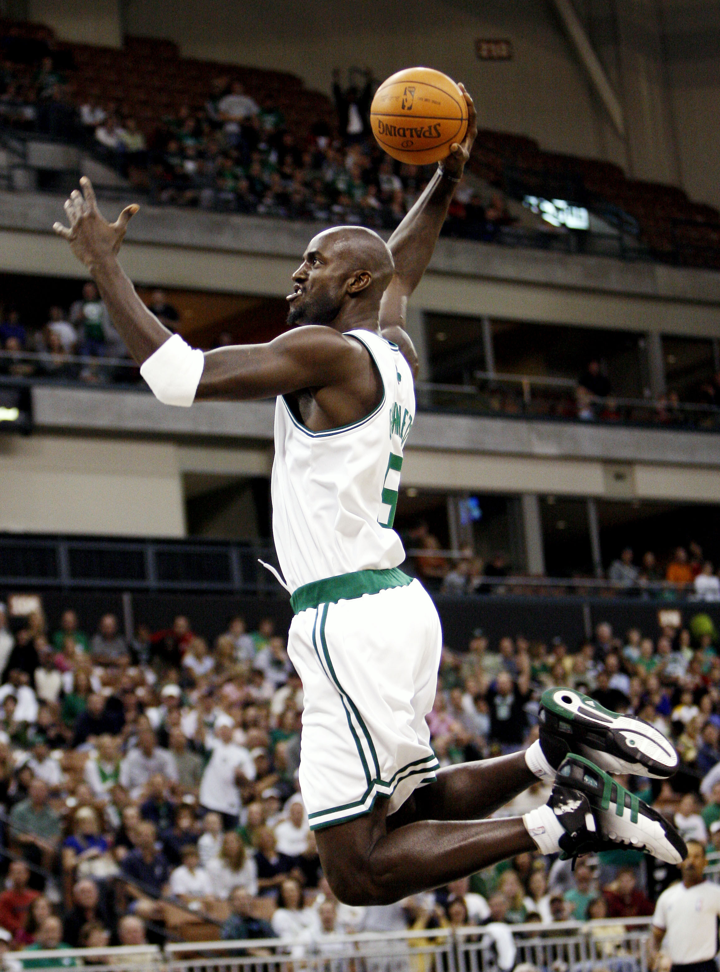 Lot Detail - 2007-2008 Ray Allen Boston Celtics Game-Used Home Jersey  (Championship Season)