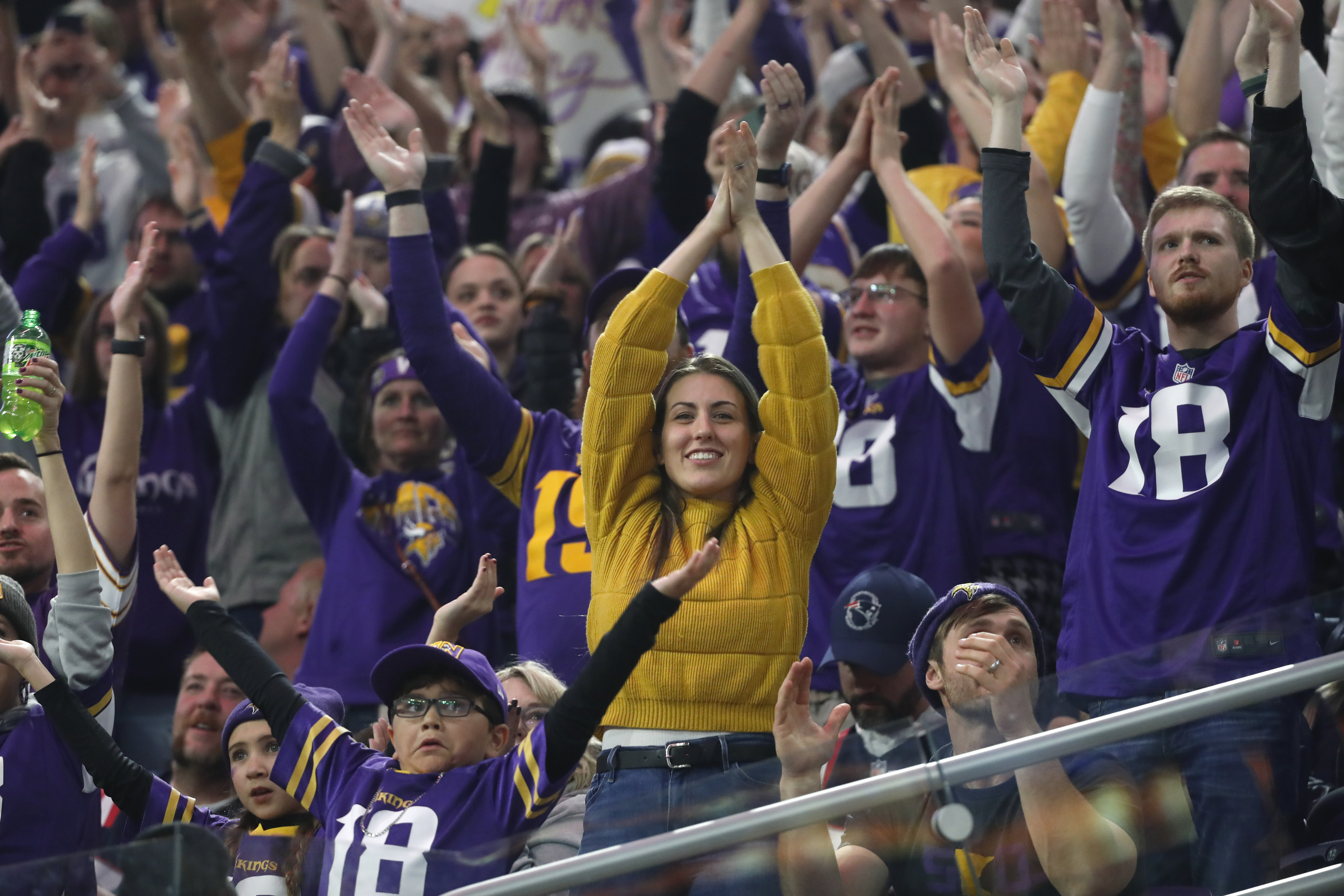 Vikings overtake Patriots for 33-26 victory