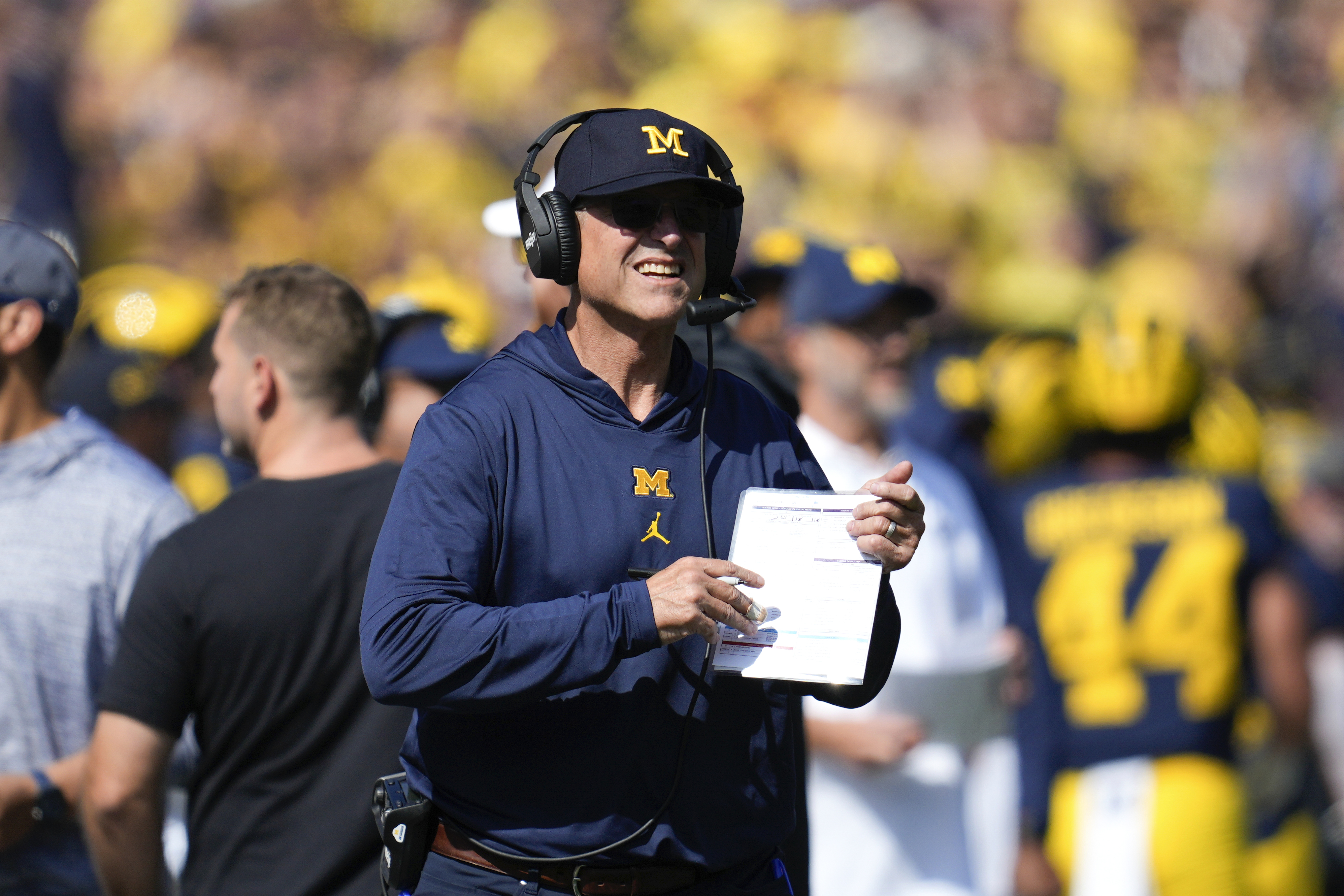 No. 2 Michigan starts slow but finishes strong in 31 7 win over