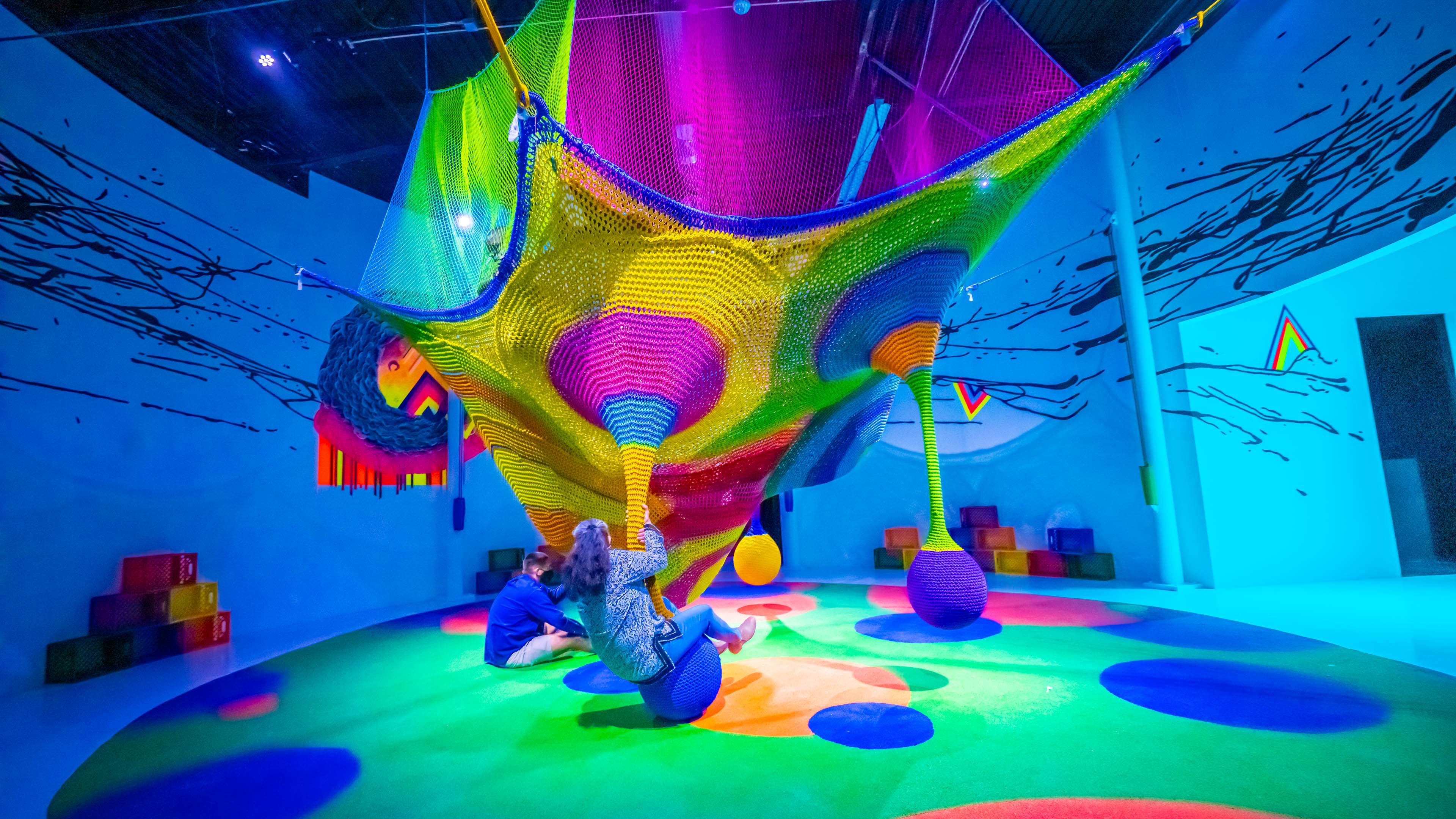 Out-of-this-world, interactive art museum touching down in Space City  Saturday