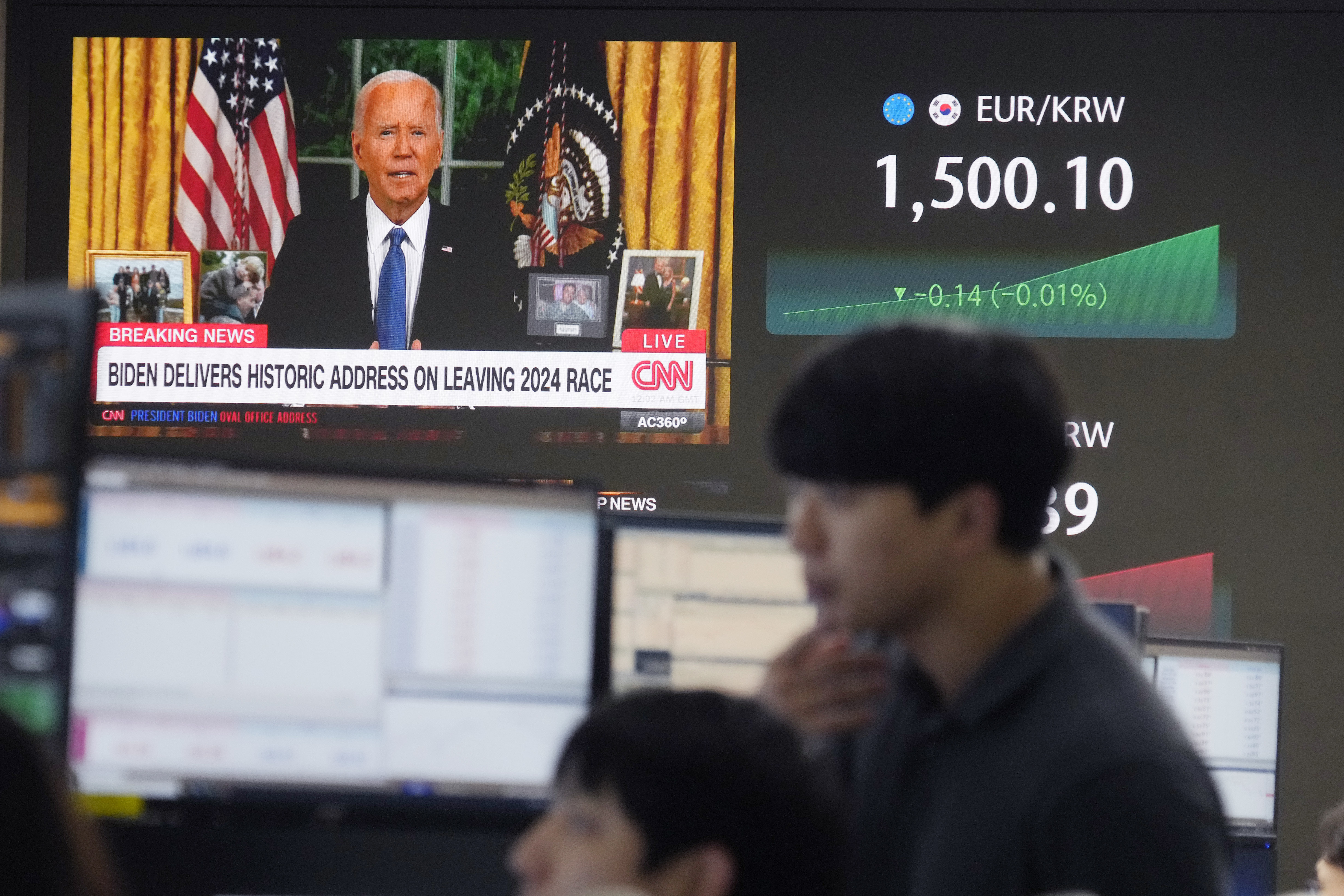 Stock market today: Asian shares dive after a wipeout on Wall