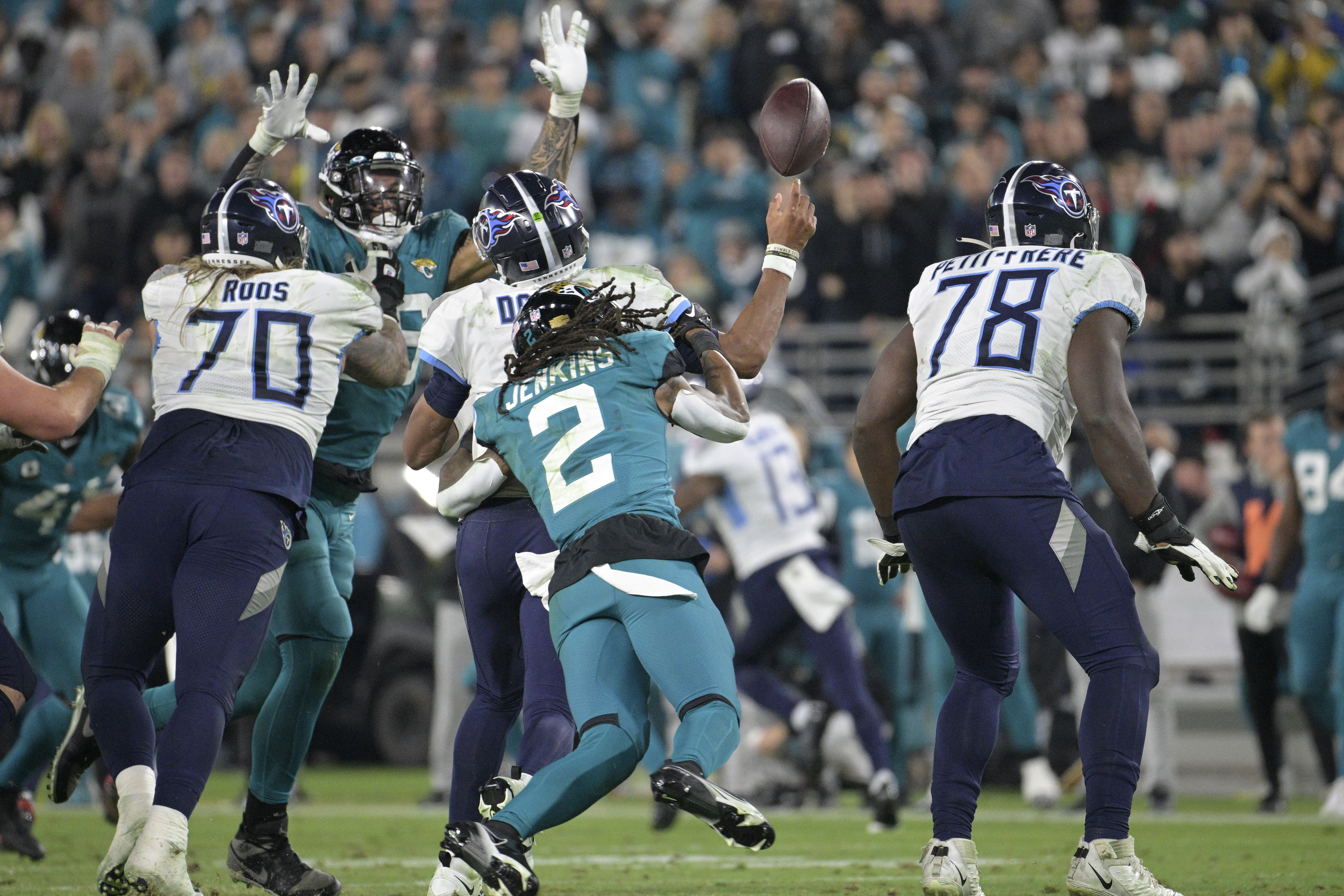 Jacksonville Jaguars outside linebacker Arden Key (49) waits in