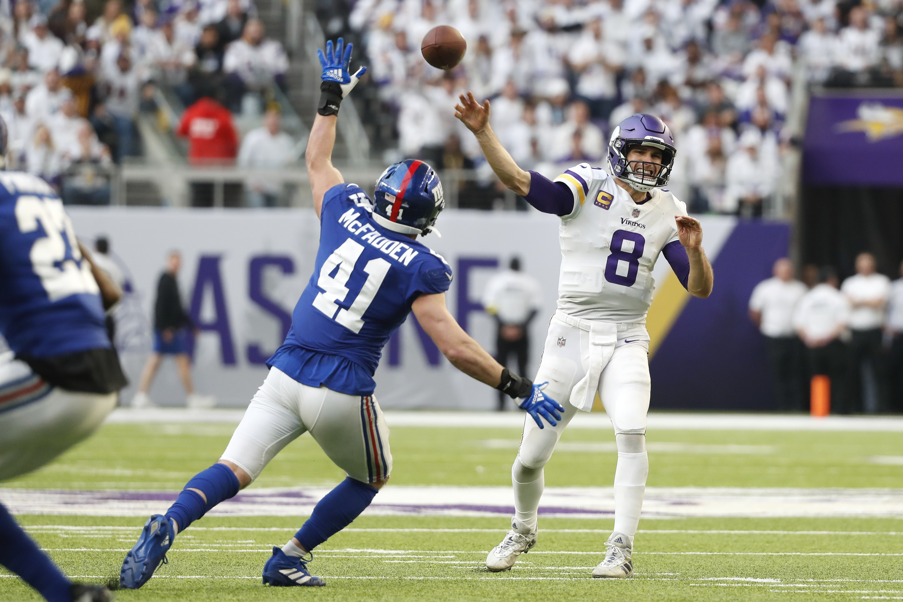 Minnesota Vikings Set Records in 27-24 Win Over New York Giants