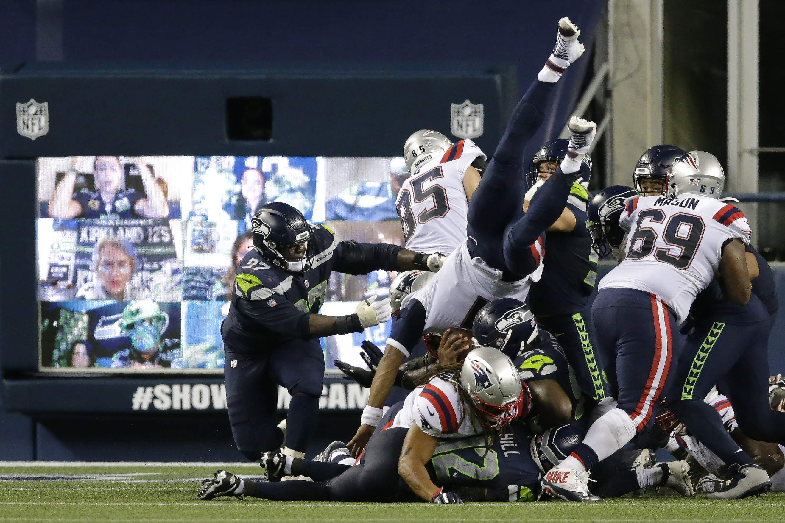 Unlikely savior: L.J. Collier stops Cam Newton short of goal line for wild  Seahawks win vs. Patriots