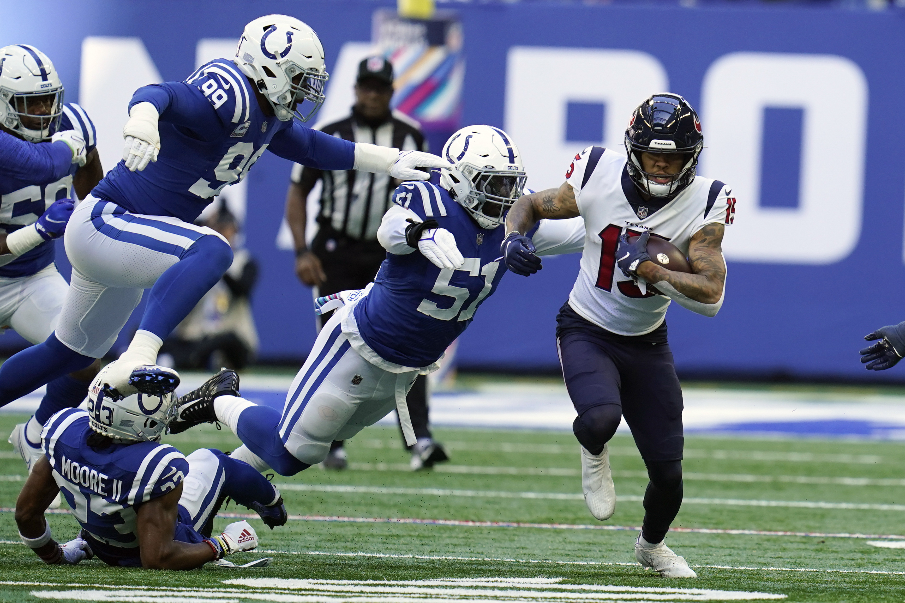 Indianapolis gets in sync with 31-3 victory over Houston