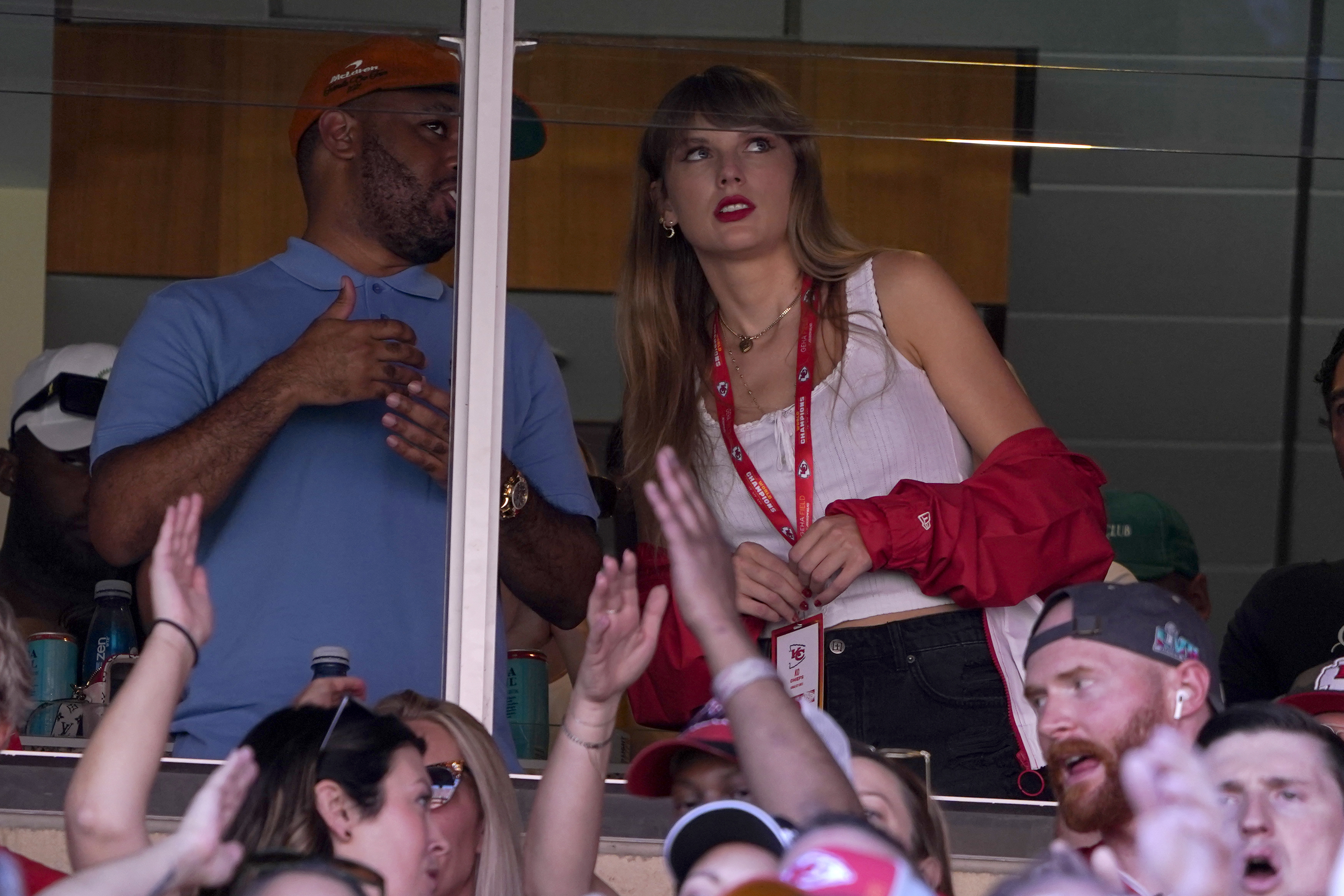 ❤️✨Alexa, play End Game by Taylor Swift.✨❤️ Travis Kelce and Taylor Swift  spotted at the CCS character parade. 😍 love these little…