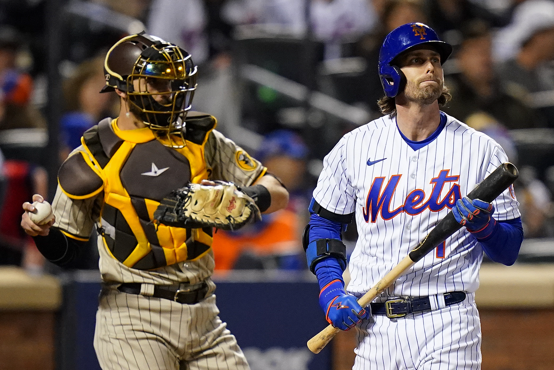 Pete Alonso's wife Haley celebrates Mets clinching playoff berth