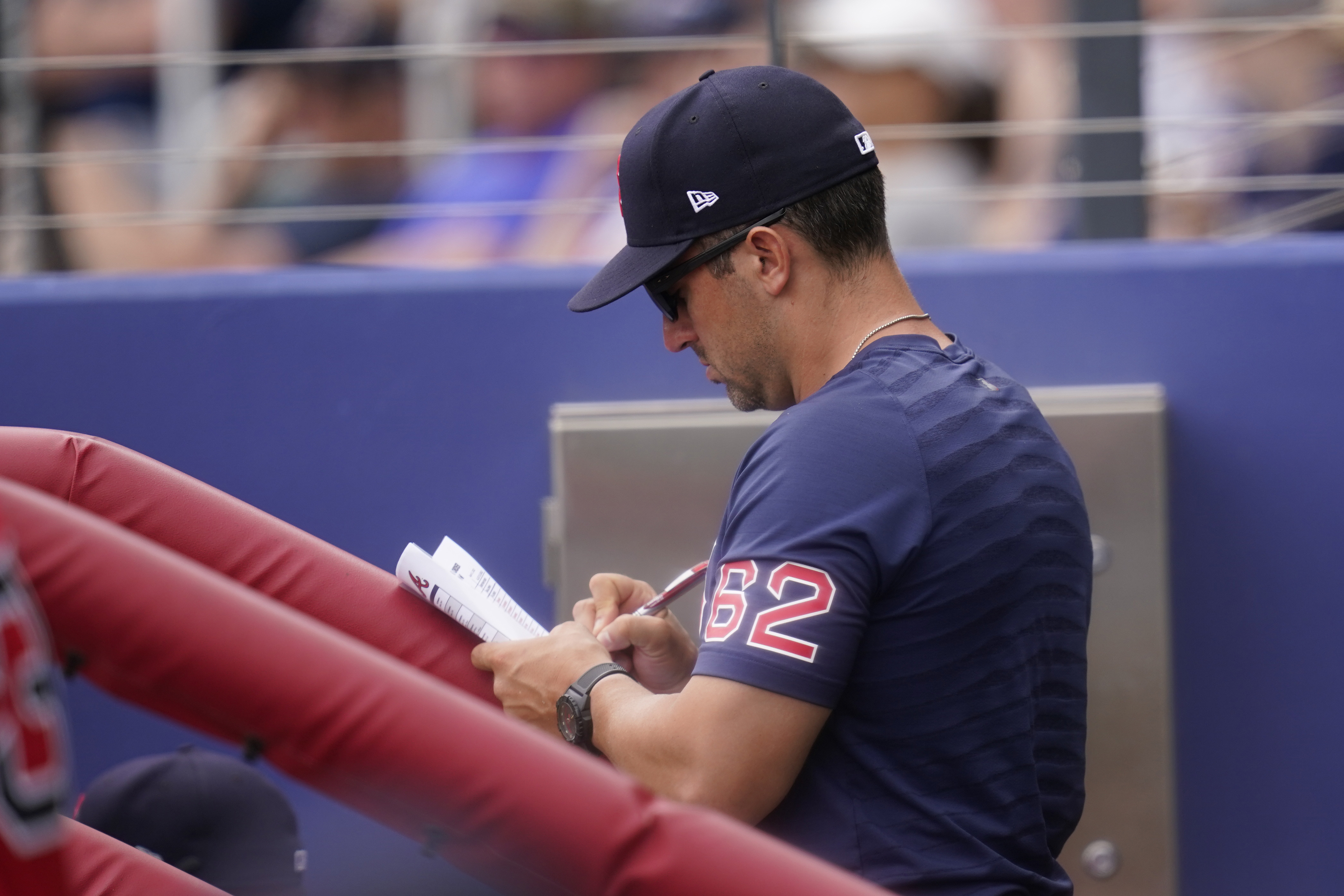 Red Sox set 2022 coaching staff, officially announce Peter Fatse as