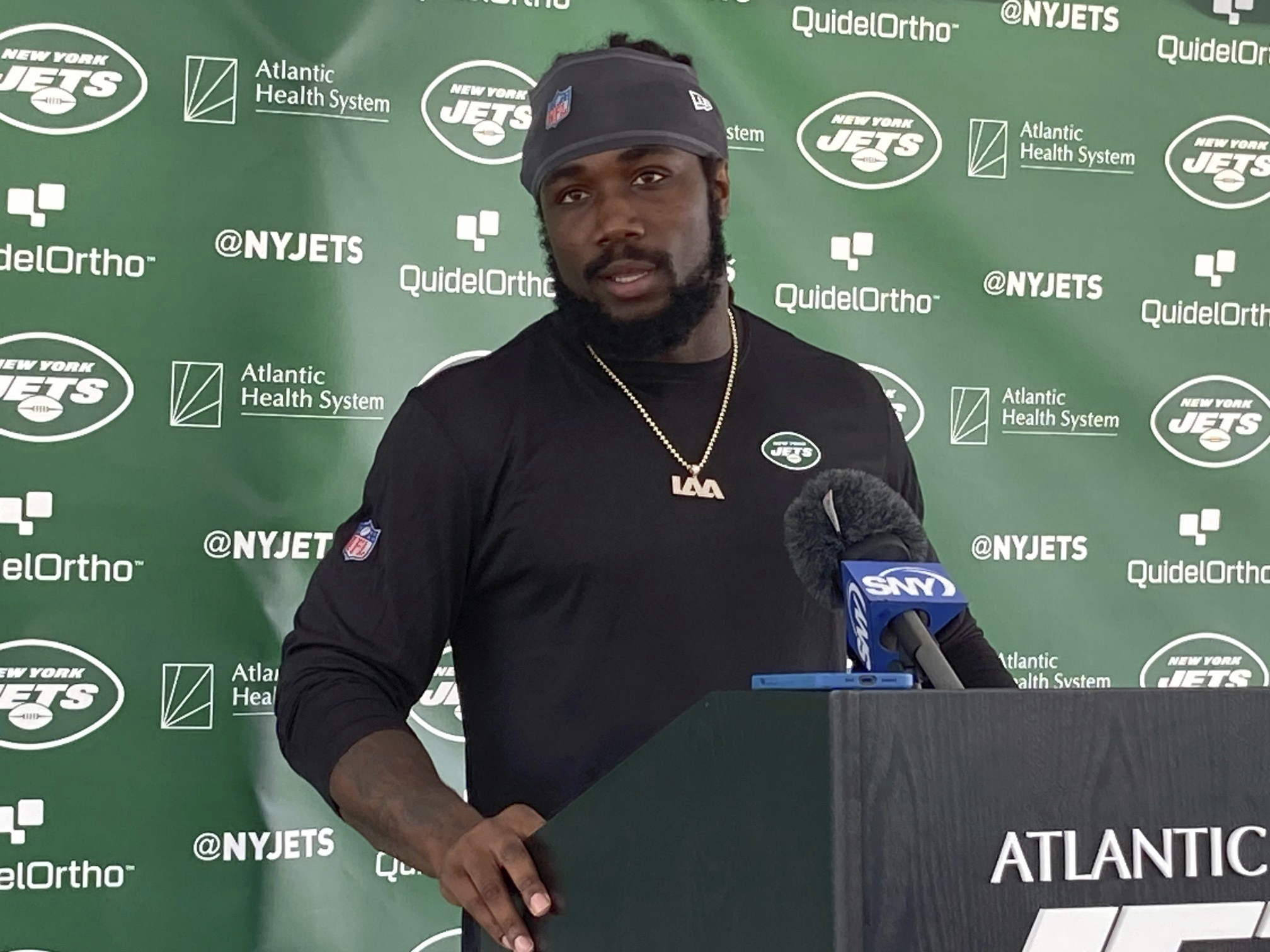 Dalvin Cook visits Jets, watches practice