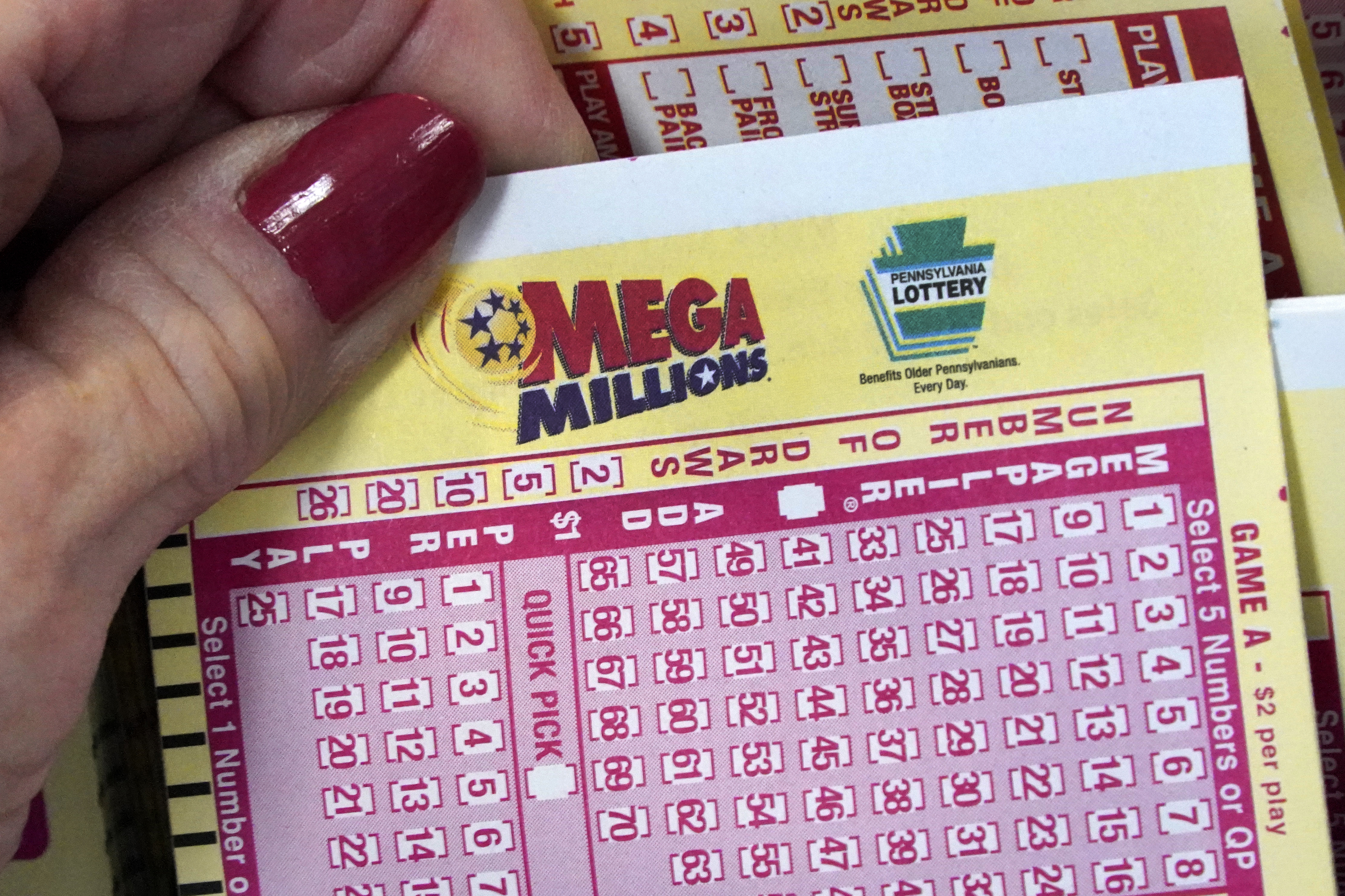 Mega Millions jackpot hits all-time high | CNN