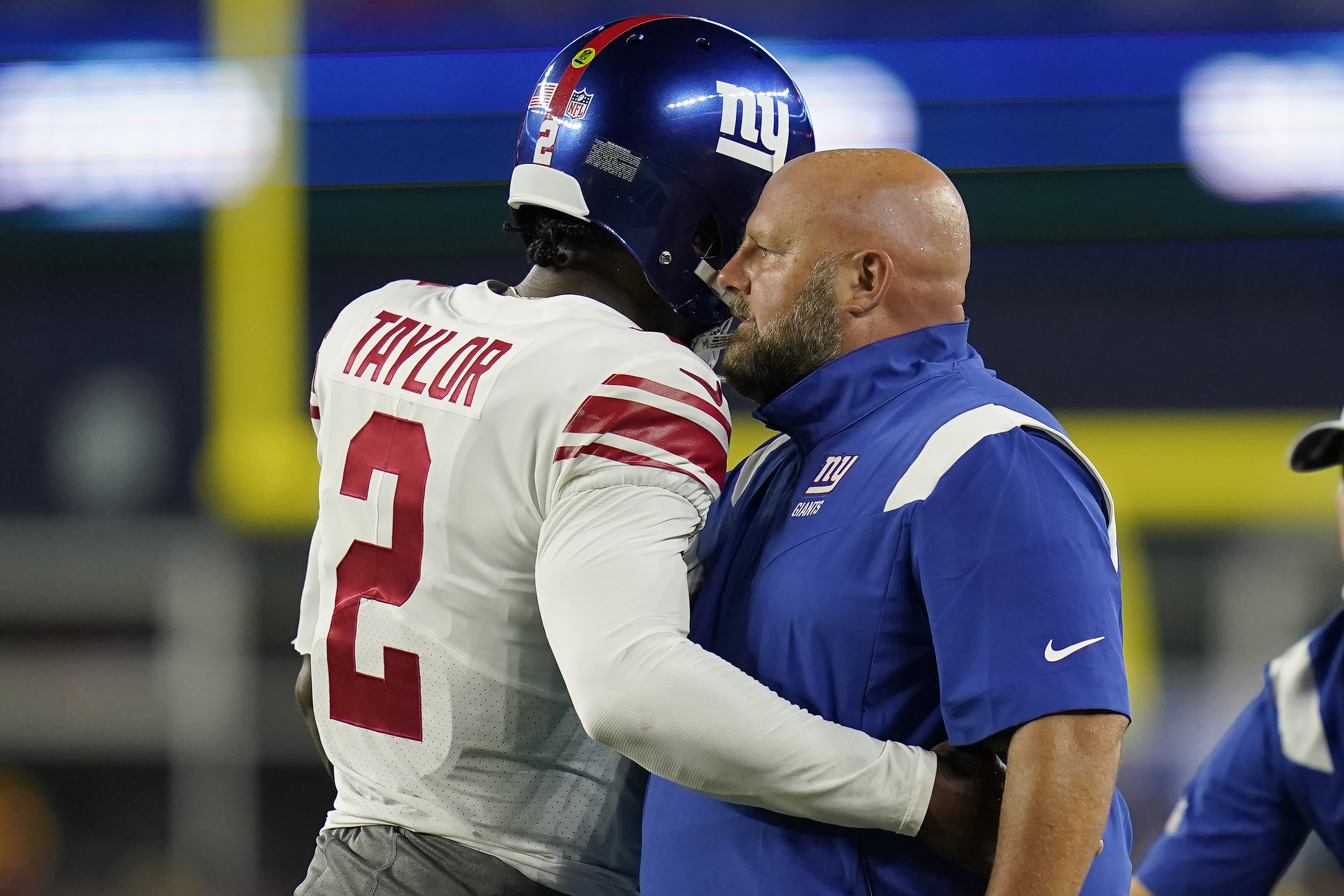 Late FG gives Giants, Daboll 23-21 victory over Patriots