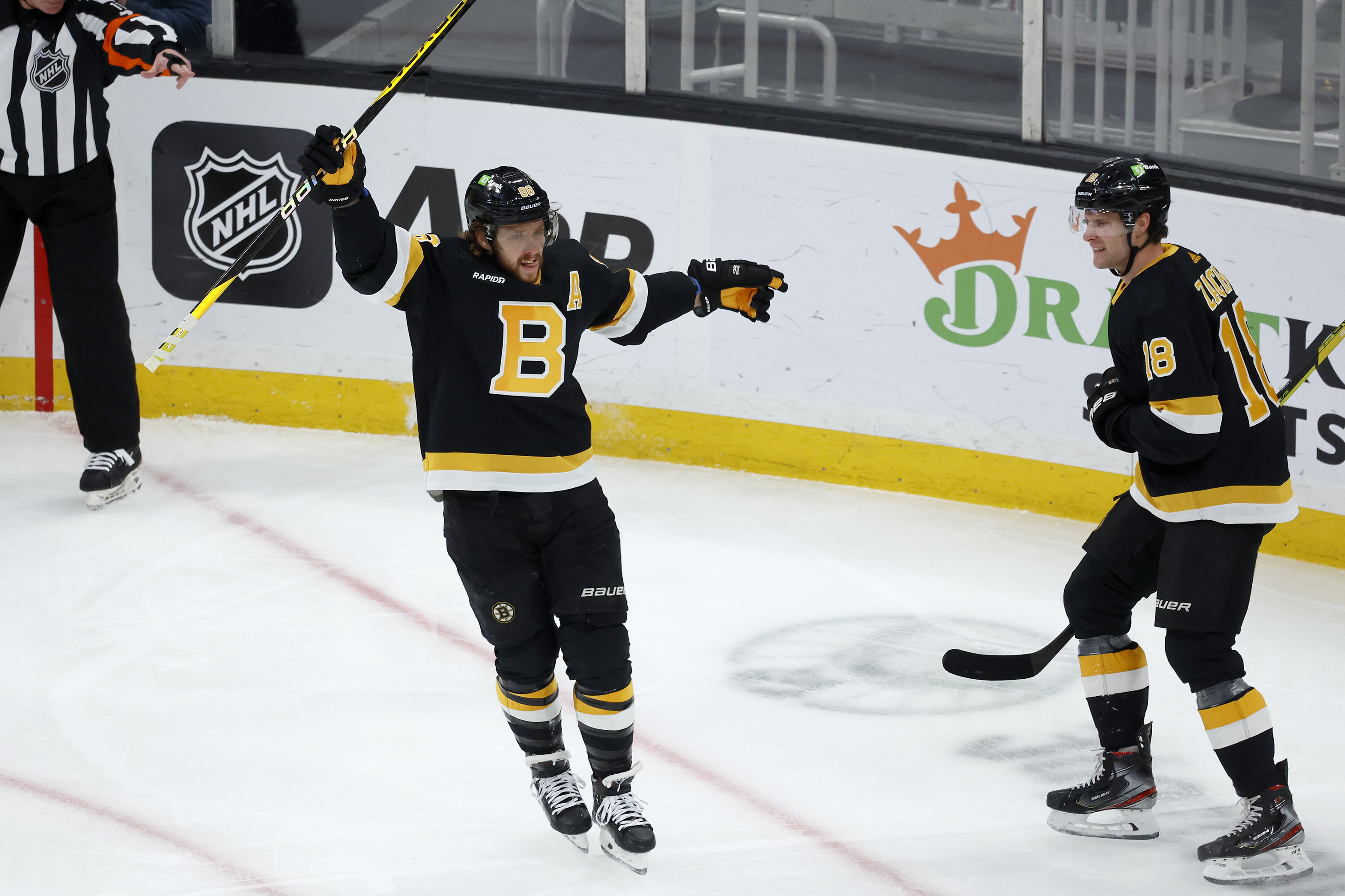 NHL best and worst: Jack Hughes is red hot, McAvoy goes end-to-end