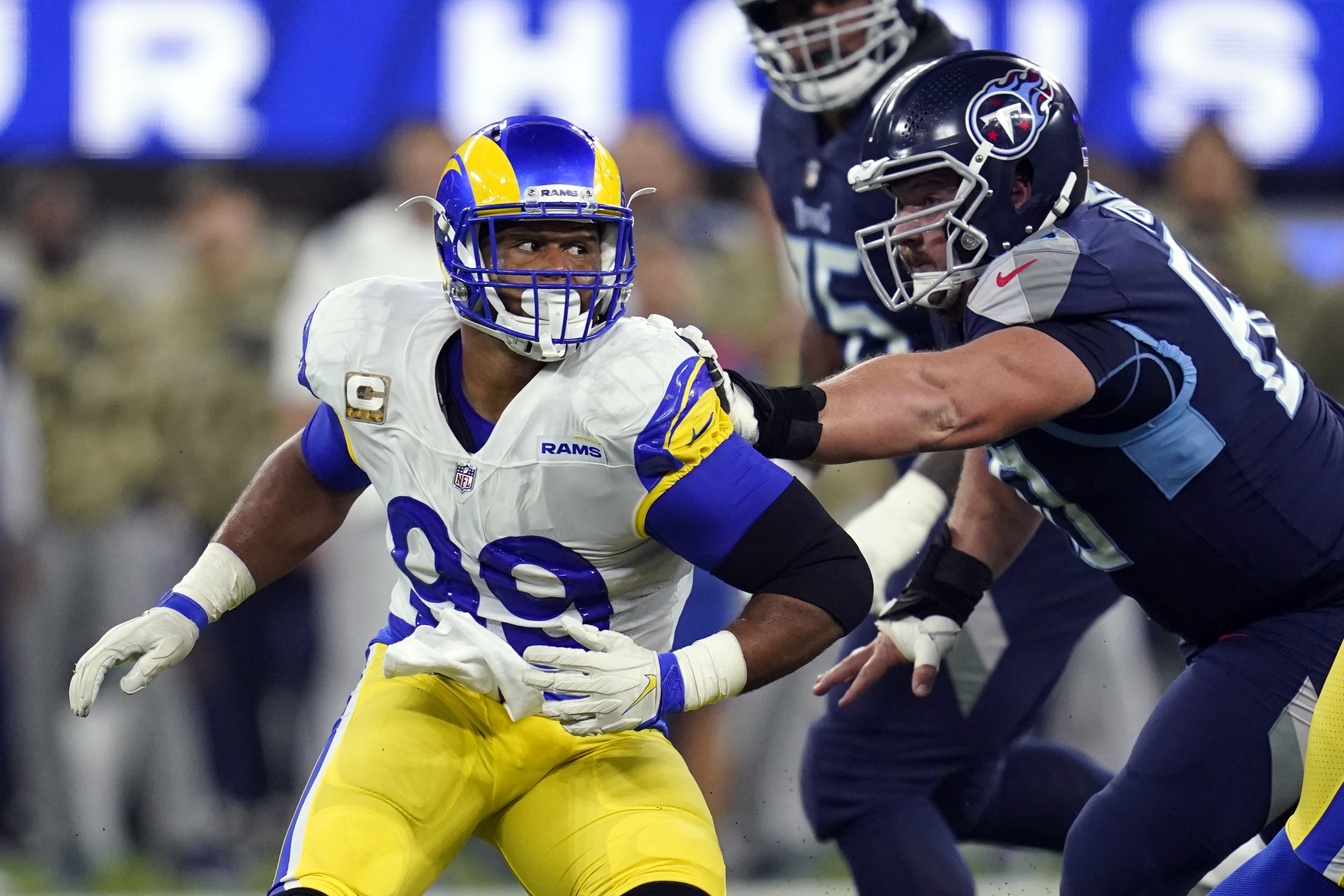 Rams DT Aaron Donald Beats Out Steelers OLB T.J. Watt for AP NFL Defensive  Player of the Year