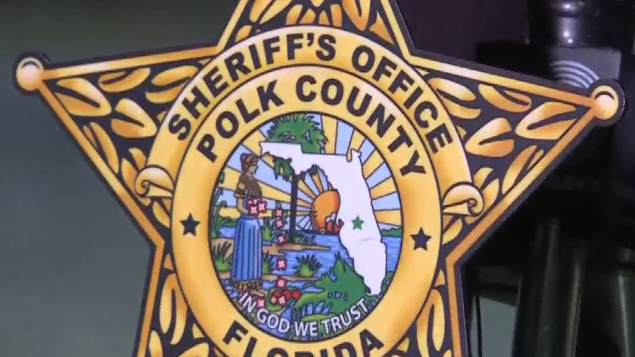 1 dead after boat strikes cypress tree in Polk County lake