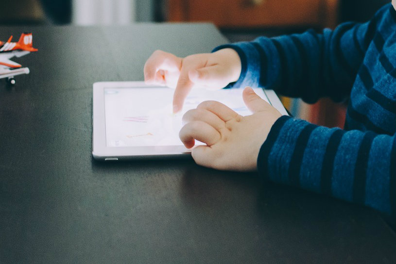 Manipulative And Distracting Ads Are Ruining Kids Apps, Researchers Say