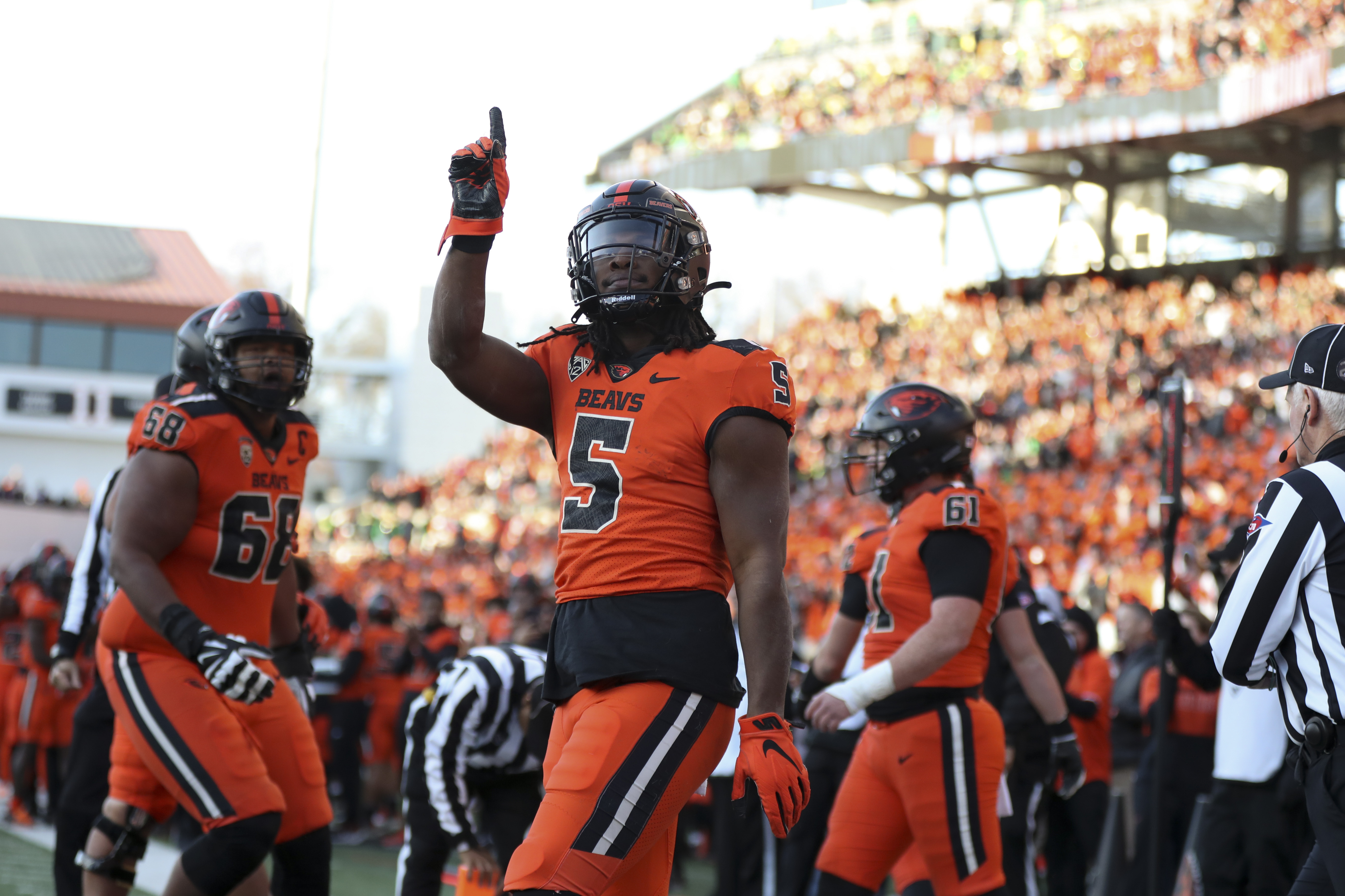 No. 18 Oregon State opens a season of high expectations at San