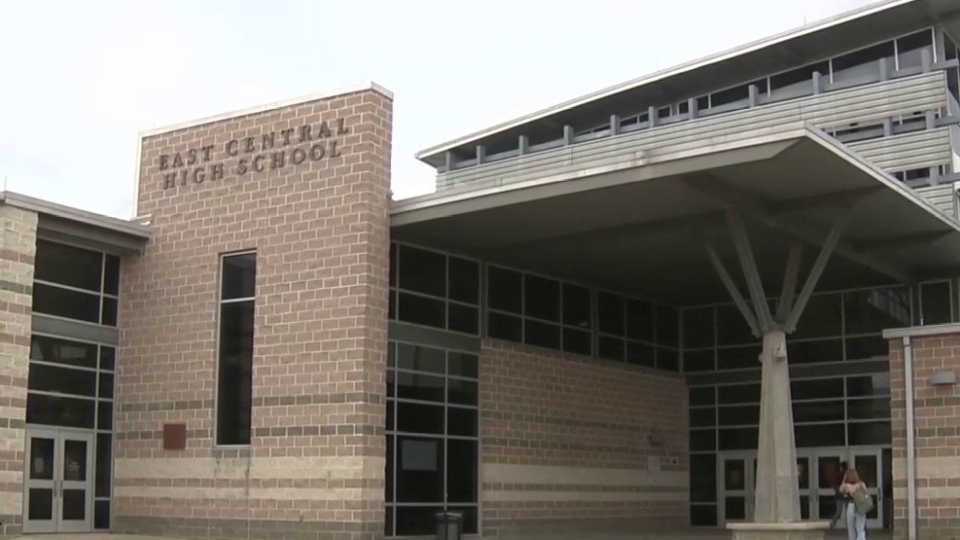 East Central ISD board votes to make Election Day a holiday instead of  Battle of Flowers