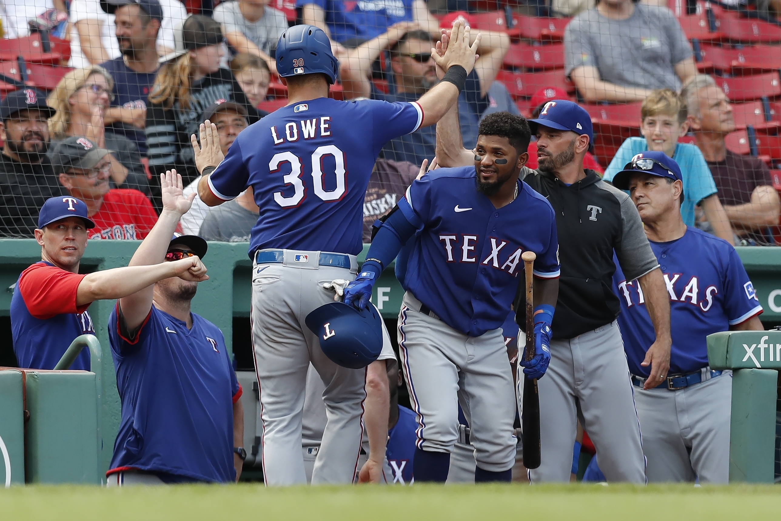 Eovaldi's 9th win leads Rangers to 8-4 victory