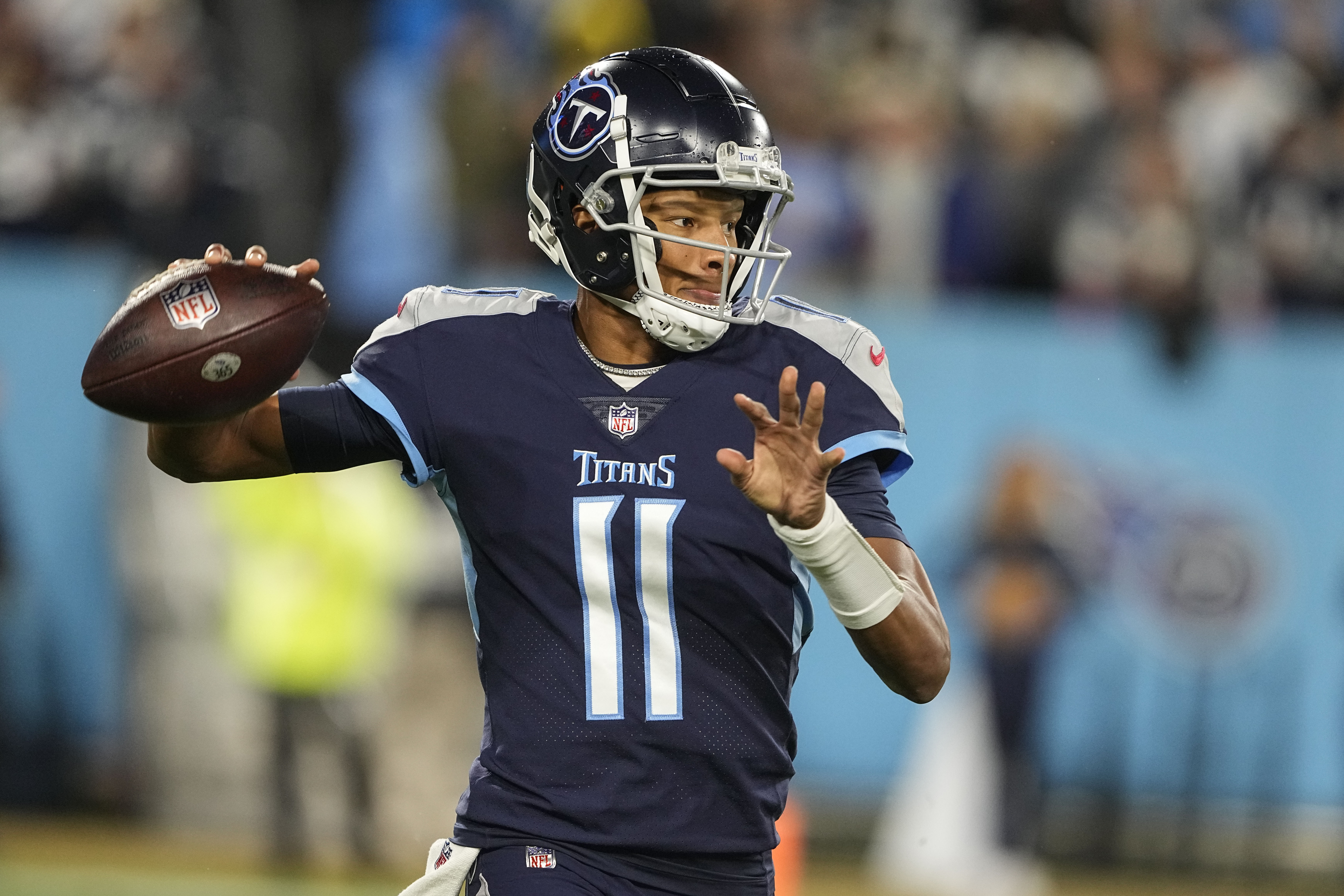 Dallas Cowboys 27-13 Tennessee Titans: Dak Prescott throws two TDs