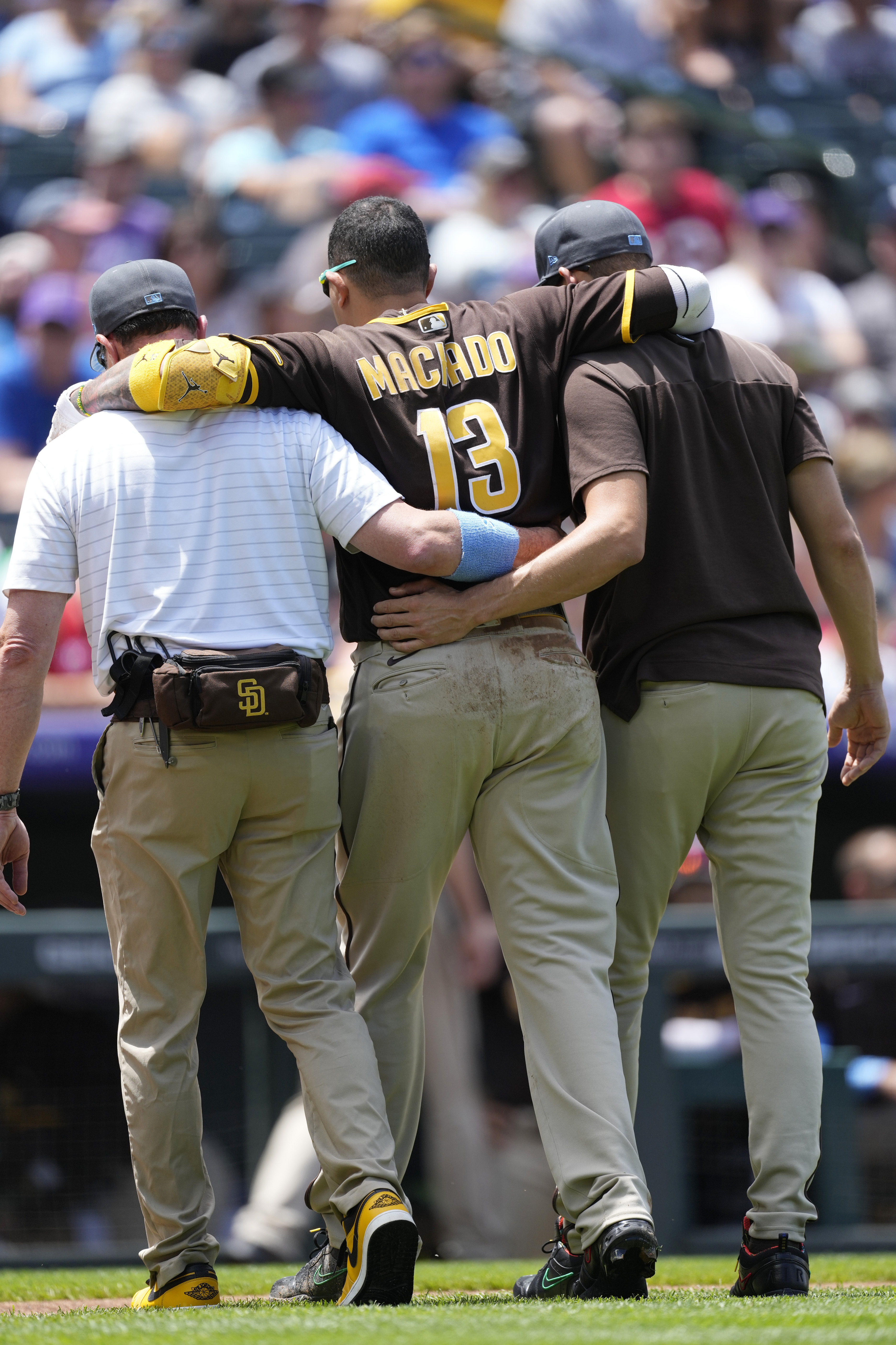 Machado gets first hits as Padre, Kinsler goes yard in win