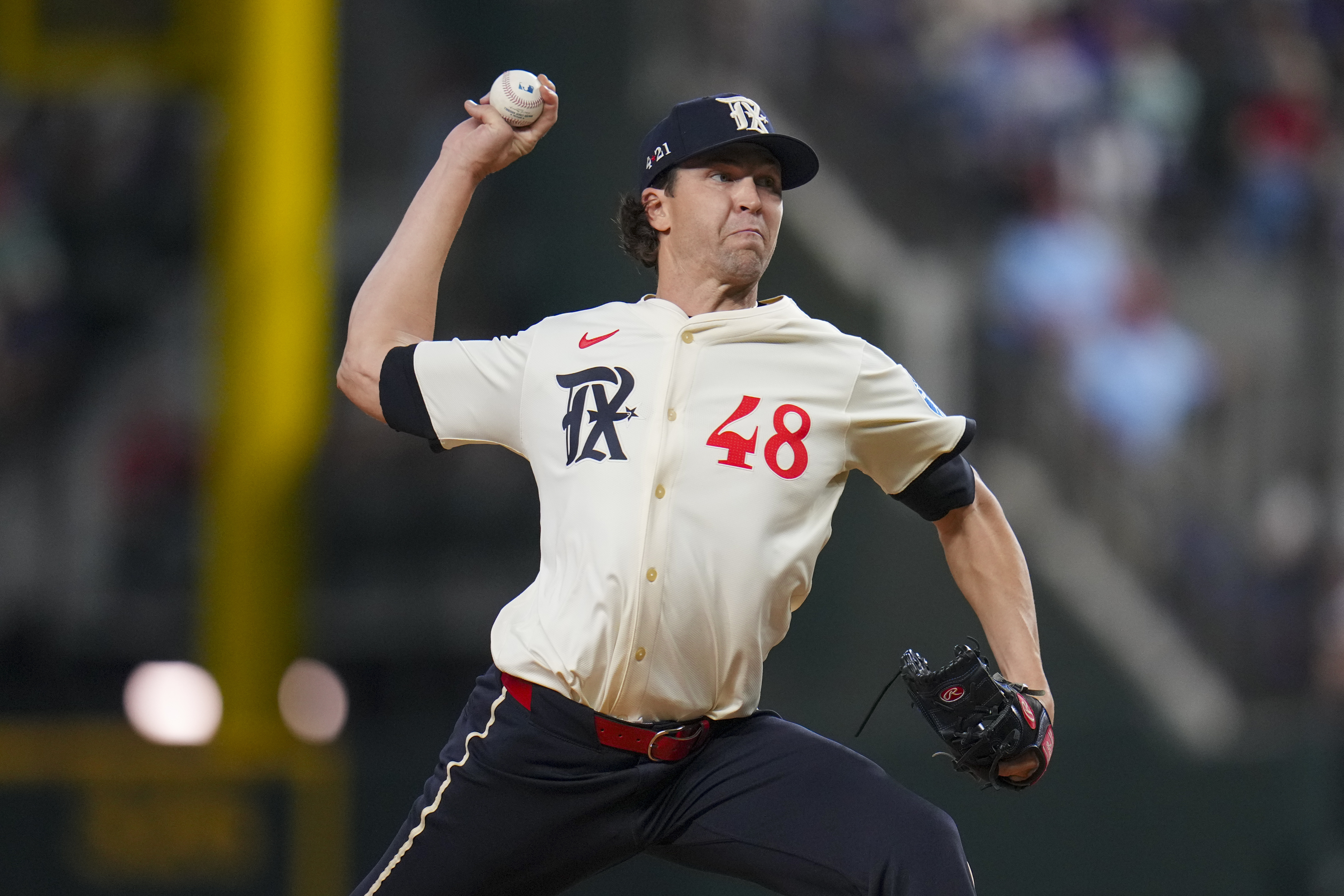 Edman hits leadoff HR filling in for Ohtani and Yamamoto strikes