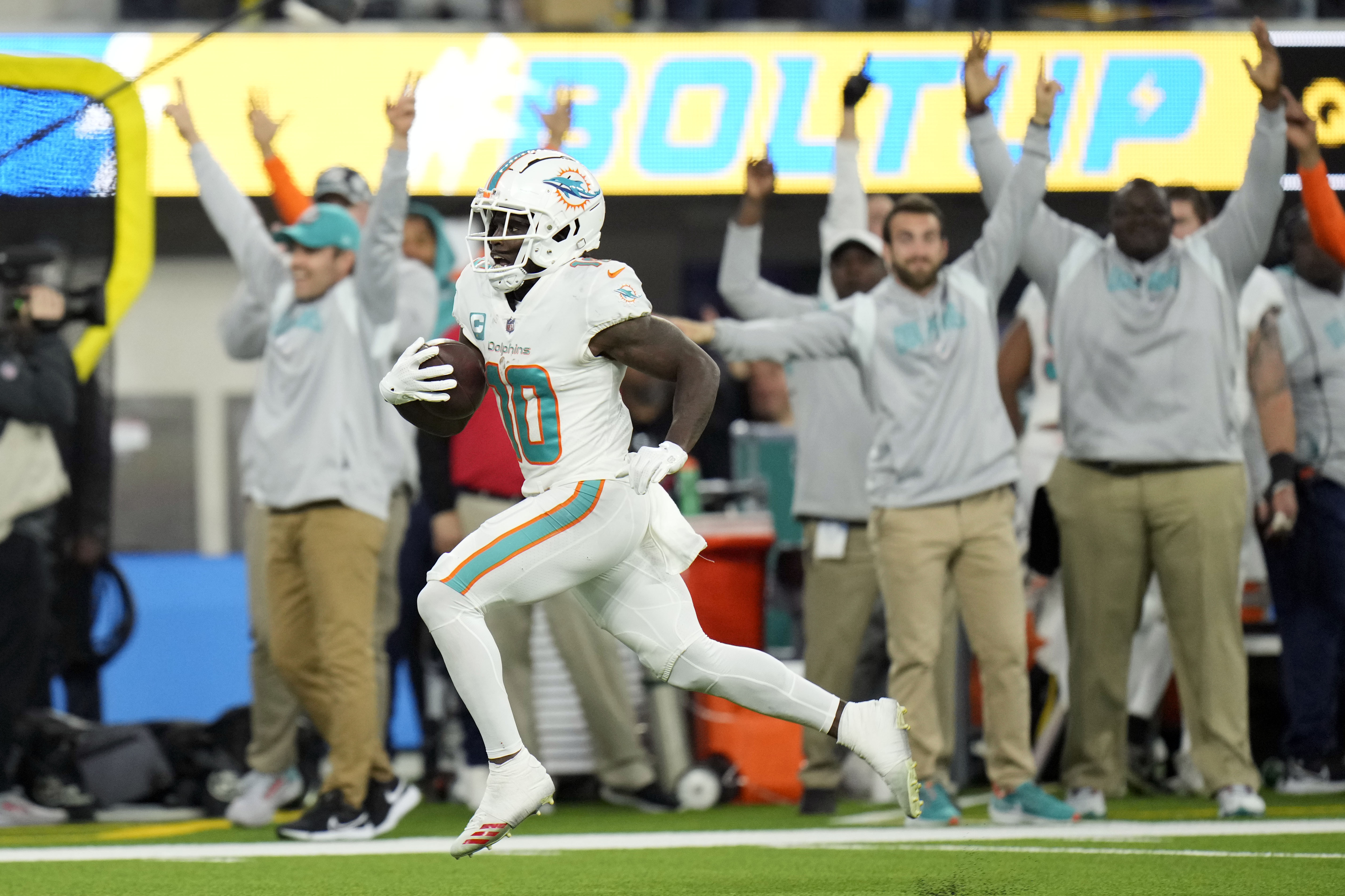 Random Thoughts: Mike McDaniel's Inside Scoop On The Dolphins