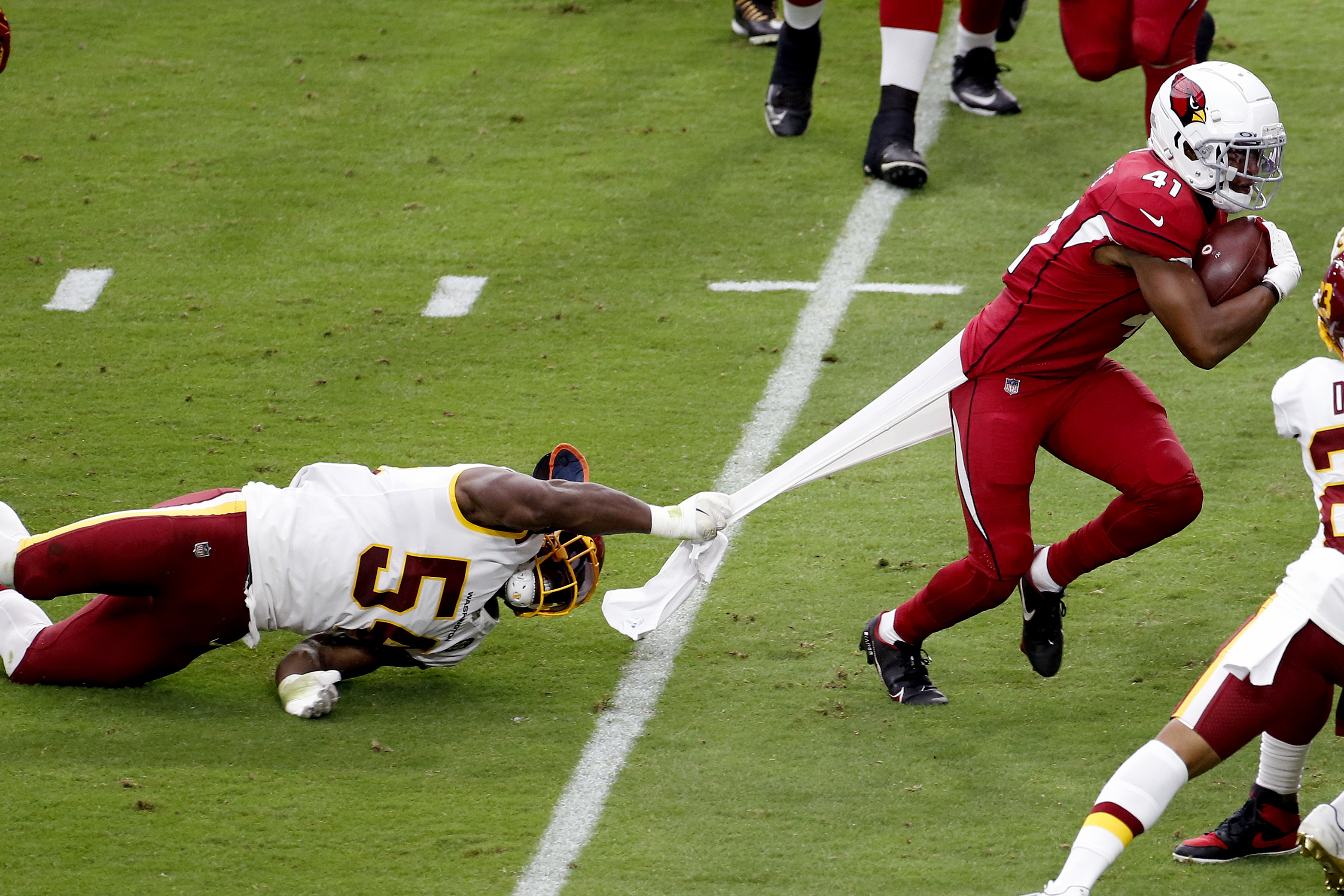 Arizona Cardinals win first home game of season against Washington 30-15