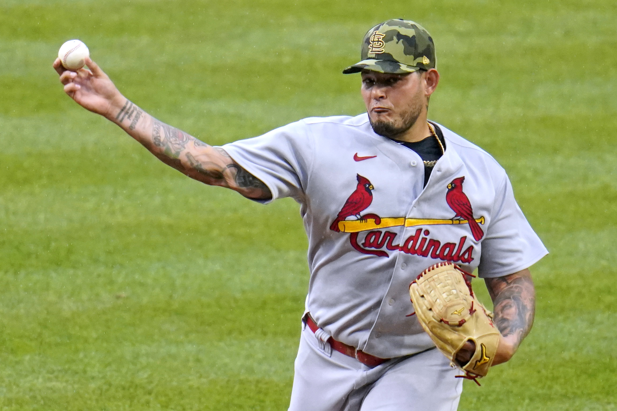 All-star catcher Yadier Molina top St. Louis Cardinals' player saying he  tested positive for coronavirus